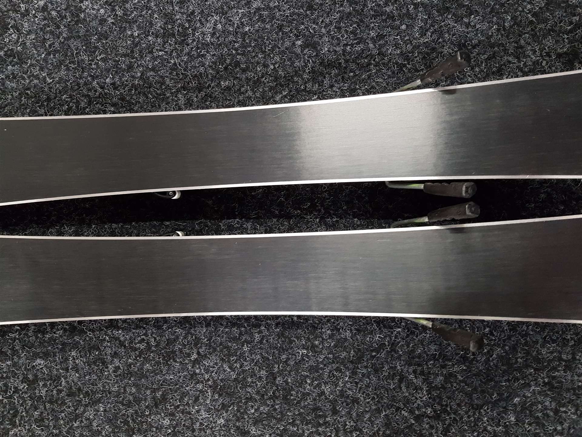 Použité lyže HEAD Era 2,0  + viazanie Head LRX 4,5