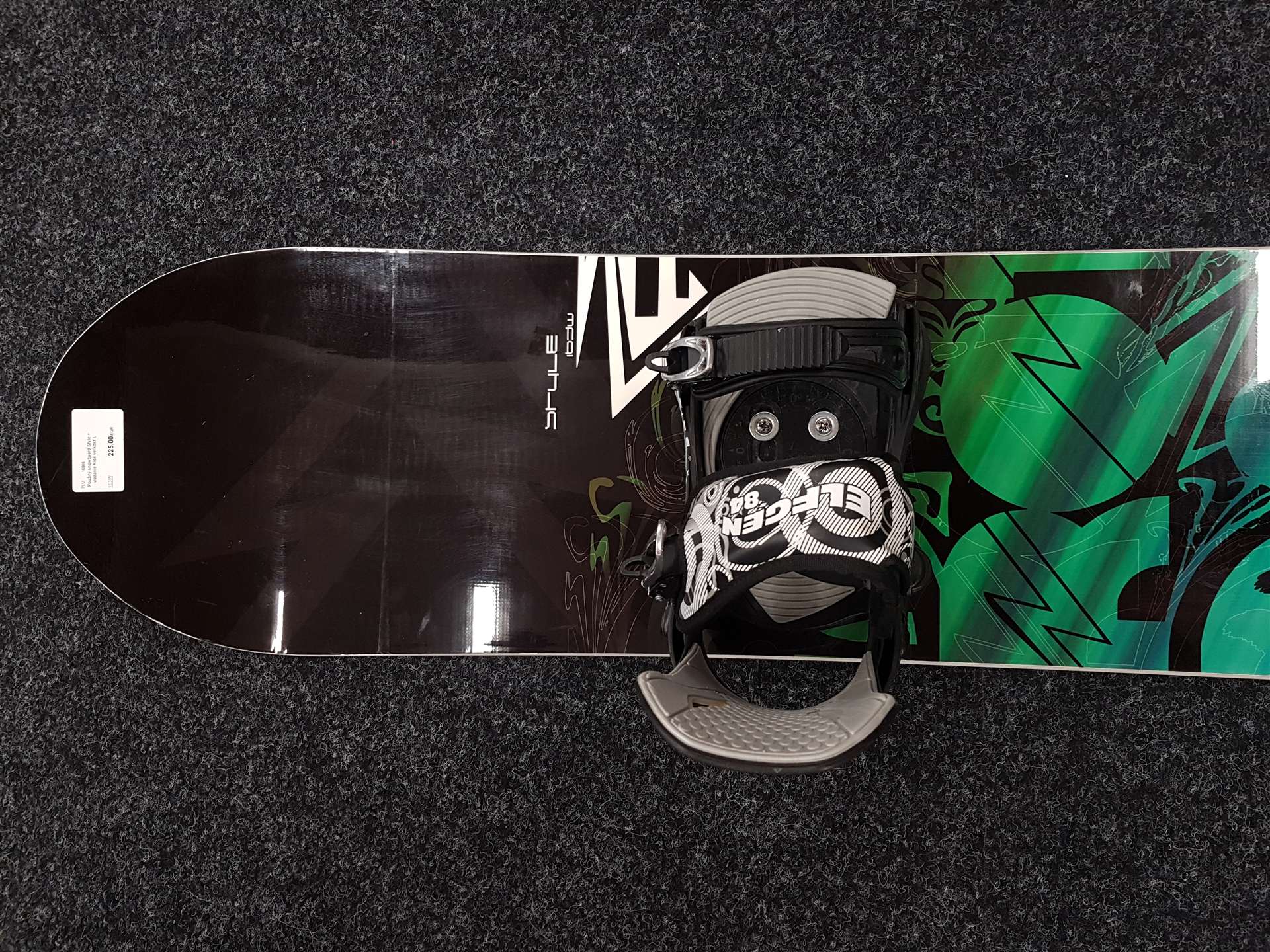 Použitý snowboard Style + viazanie Ride veľkosť L