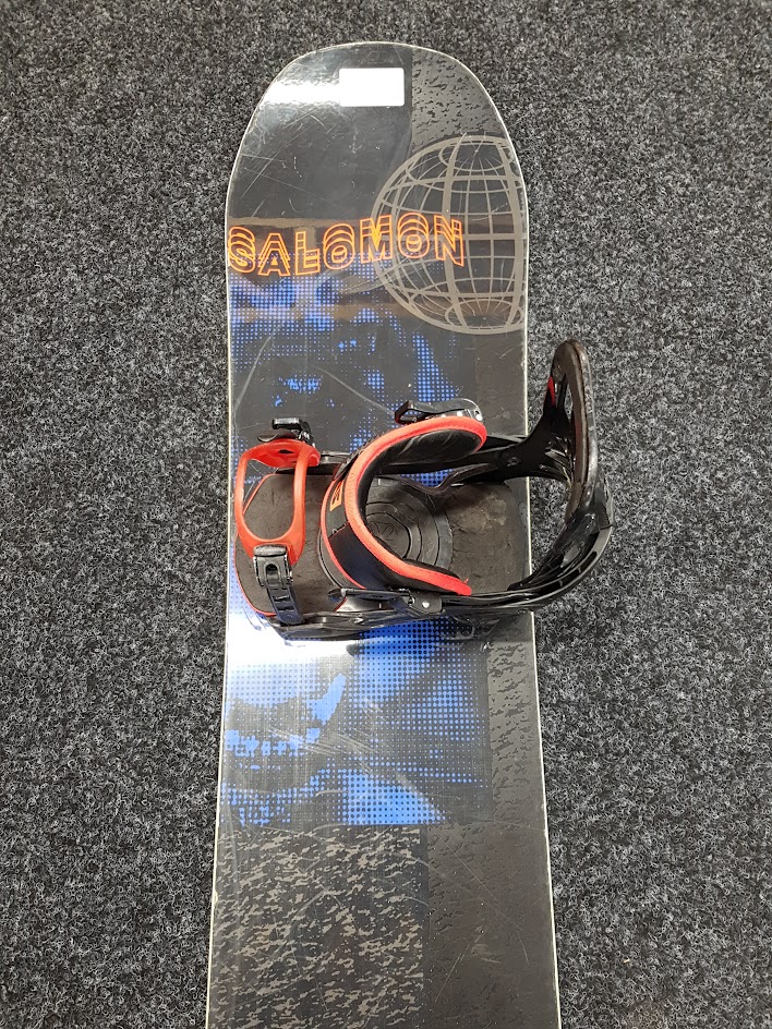 Použitý snowboard SALOMON Sleep Walker + viazanie Salomon veľkosť M