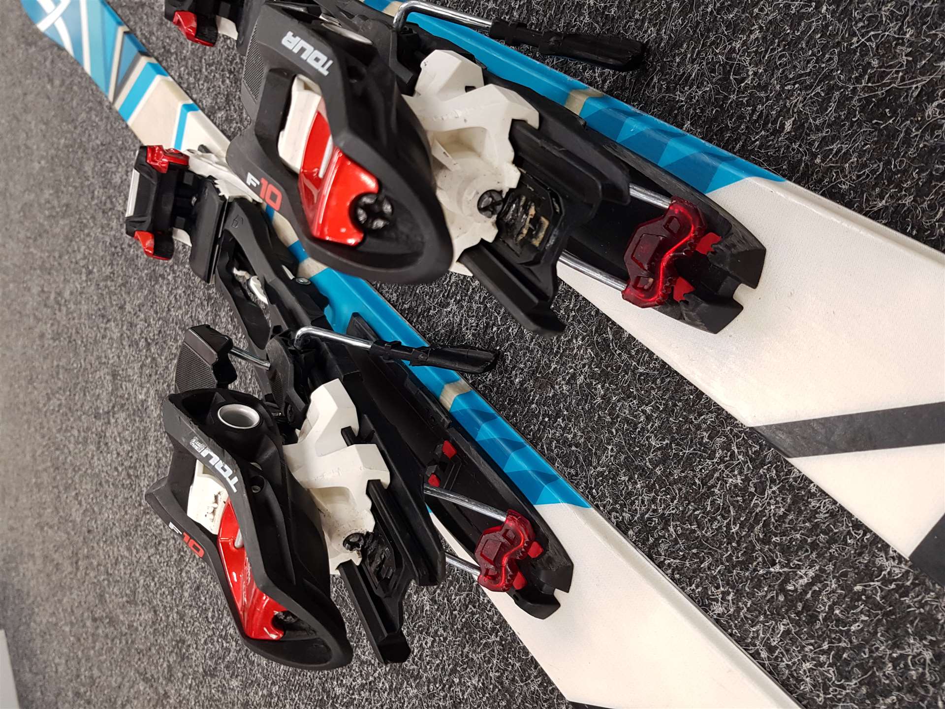 Použité skialpové lyže VOLKL QANIK + MARKER F10 TOUR + Použité pásy