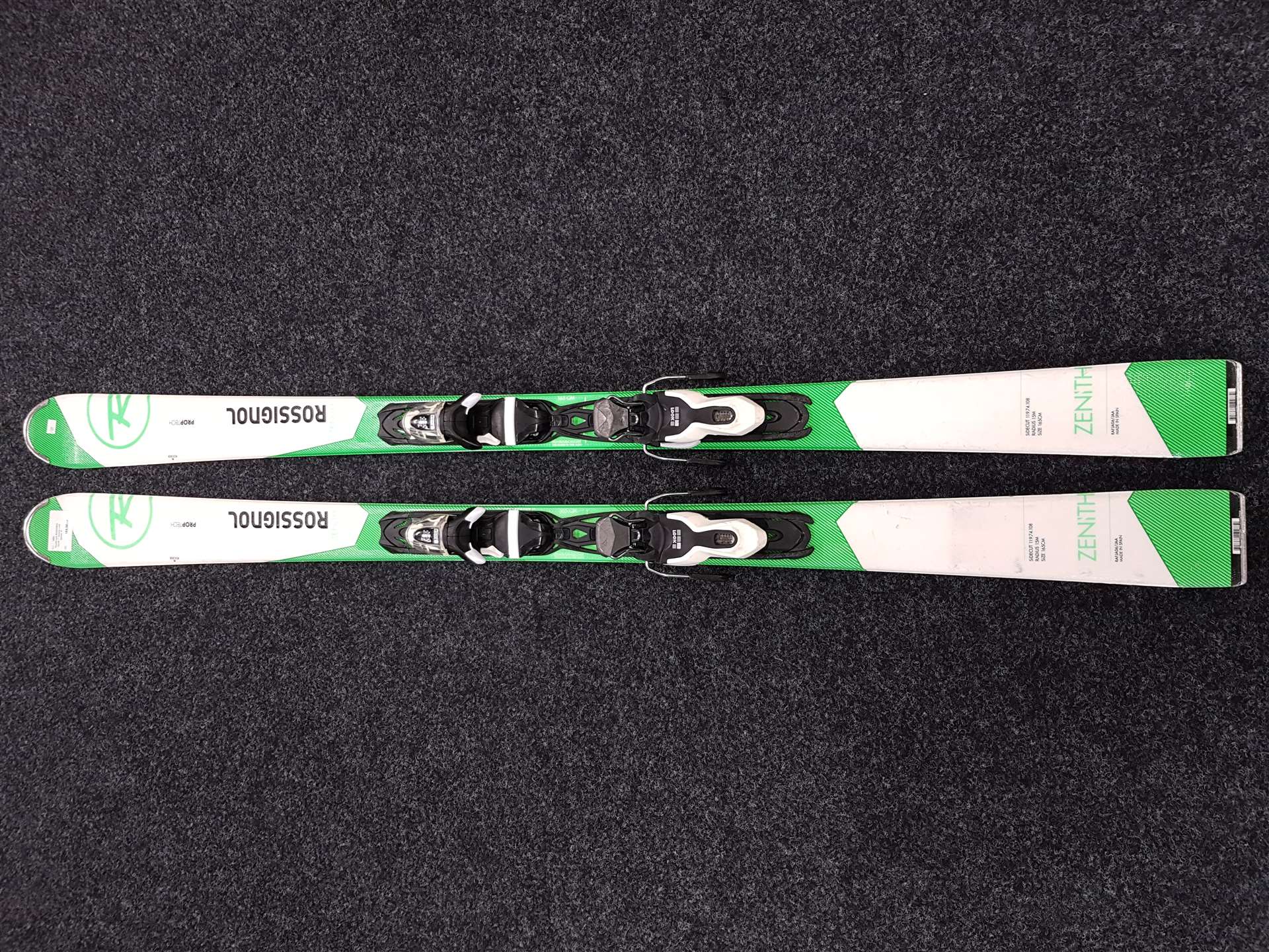 Použité lyže ROSSIGNOL Zenith  + viazanie Look Xpress 10