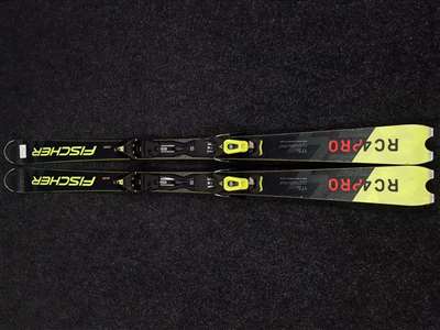 Použité lyže FISCHER RC Pro Ti + viazanie Fischer Z11