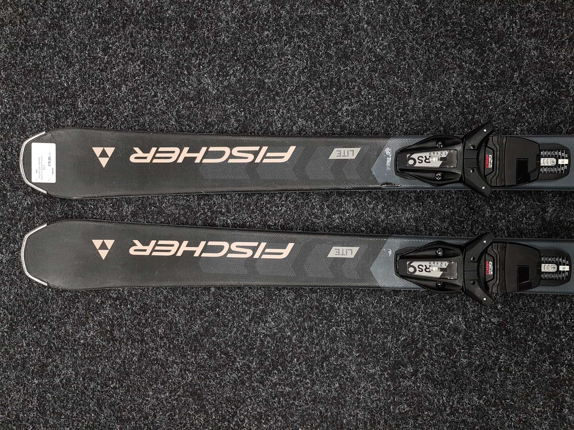 Použité lyže FISCHER Aspire + viazanie Fischer RS 9