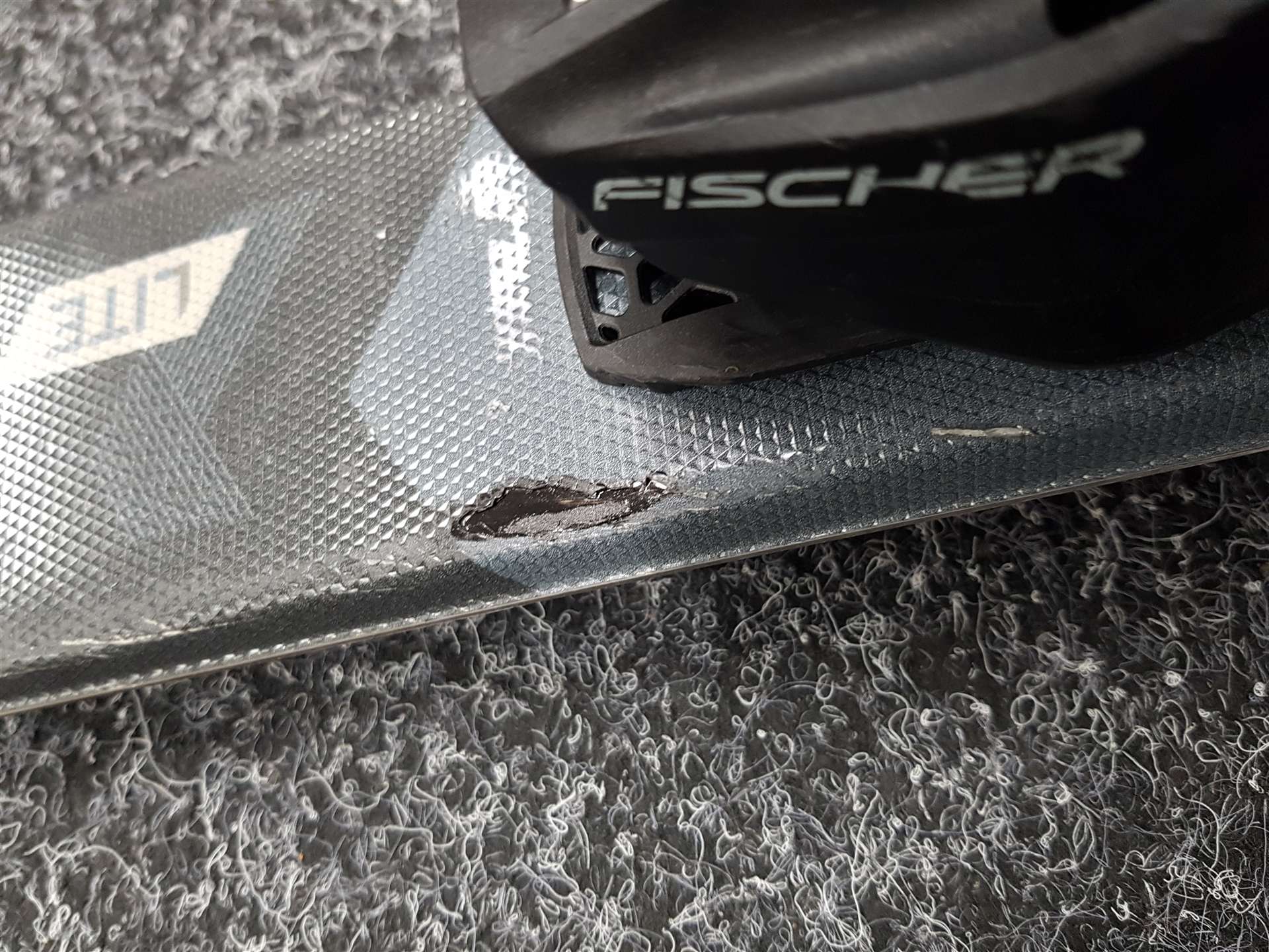 Použité lyže FISCHER Aspire + viazanie Fischer RS 9