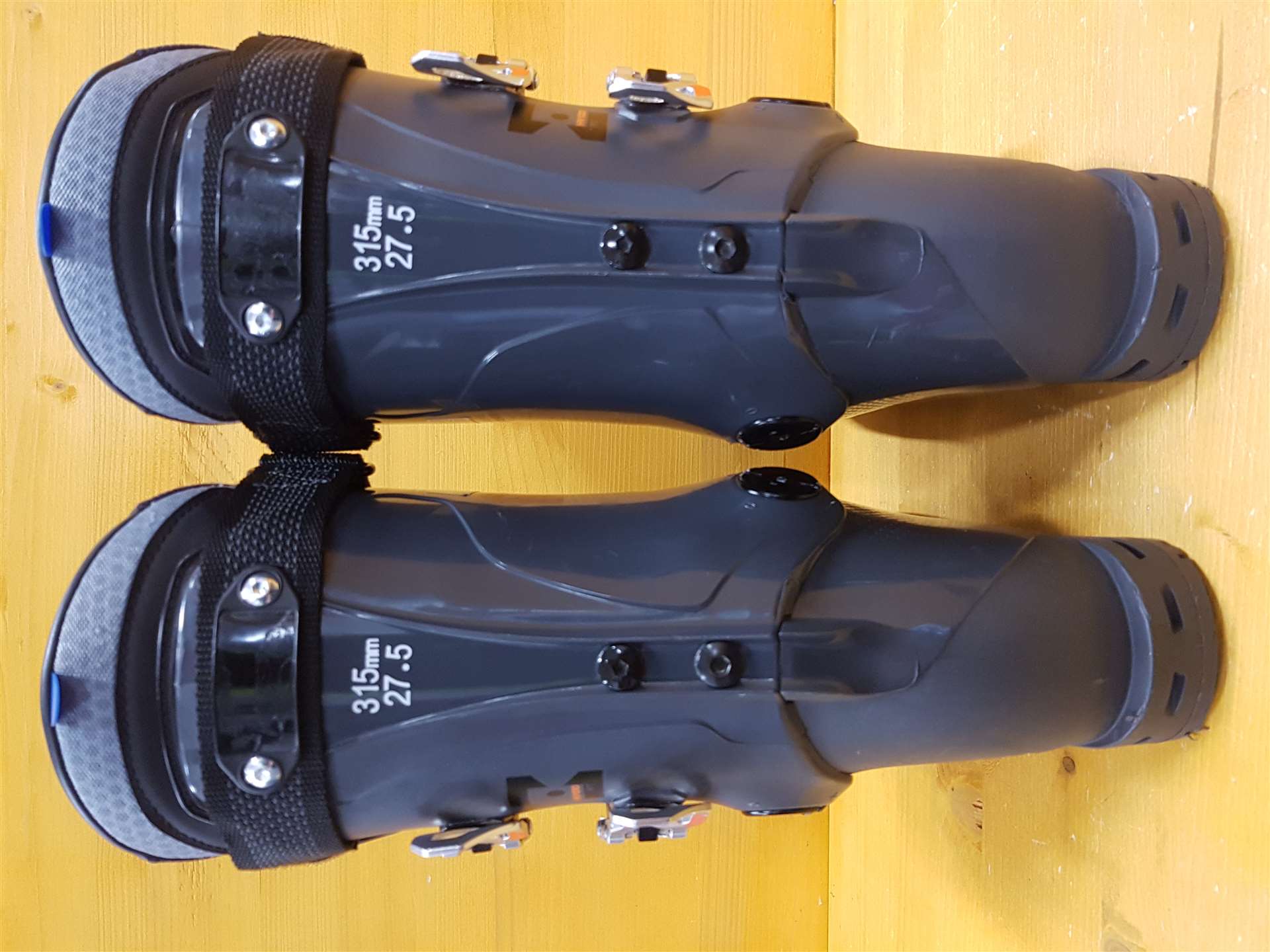 Použité lyžiarky TECNICA HV 100 RT BOA