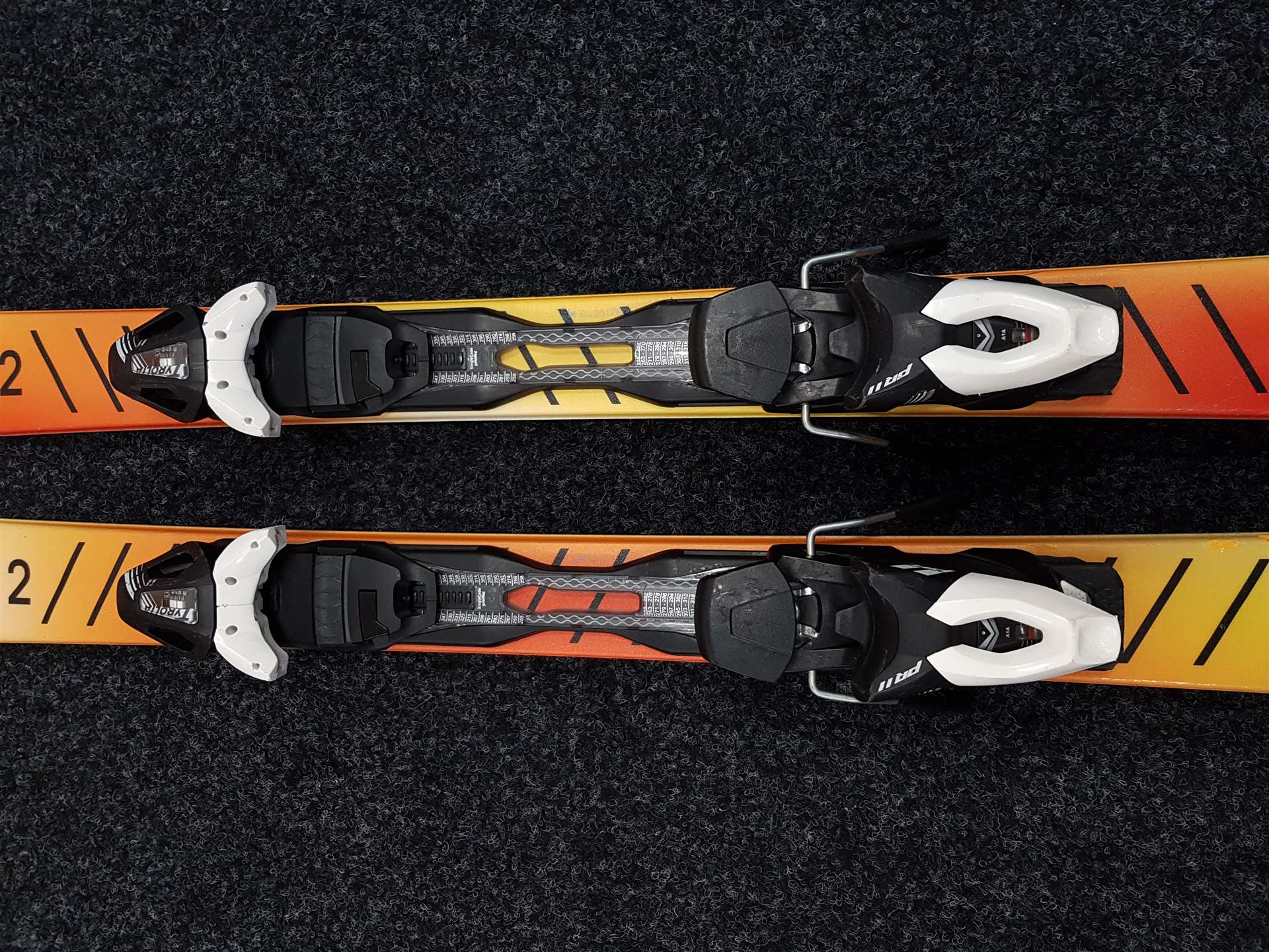 Použité lyže SPORTEN RDUM 2  + viazanie Tyrolia PR 11