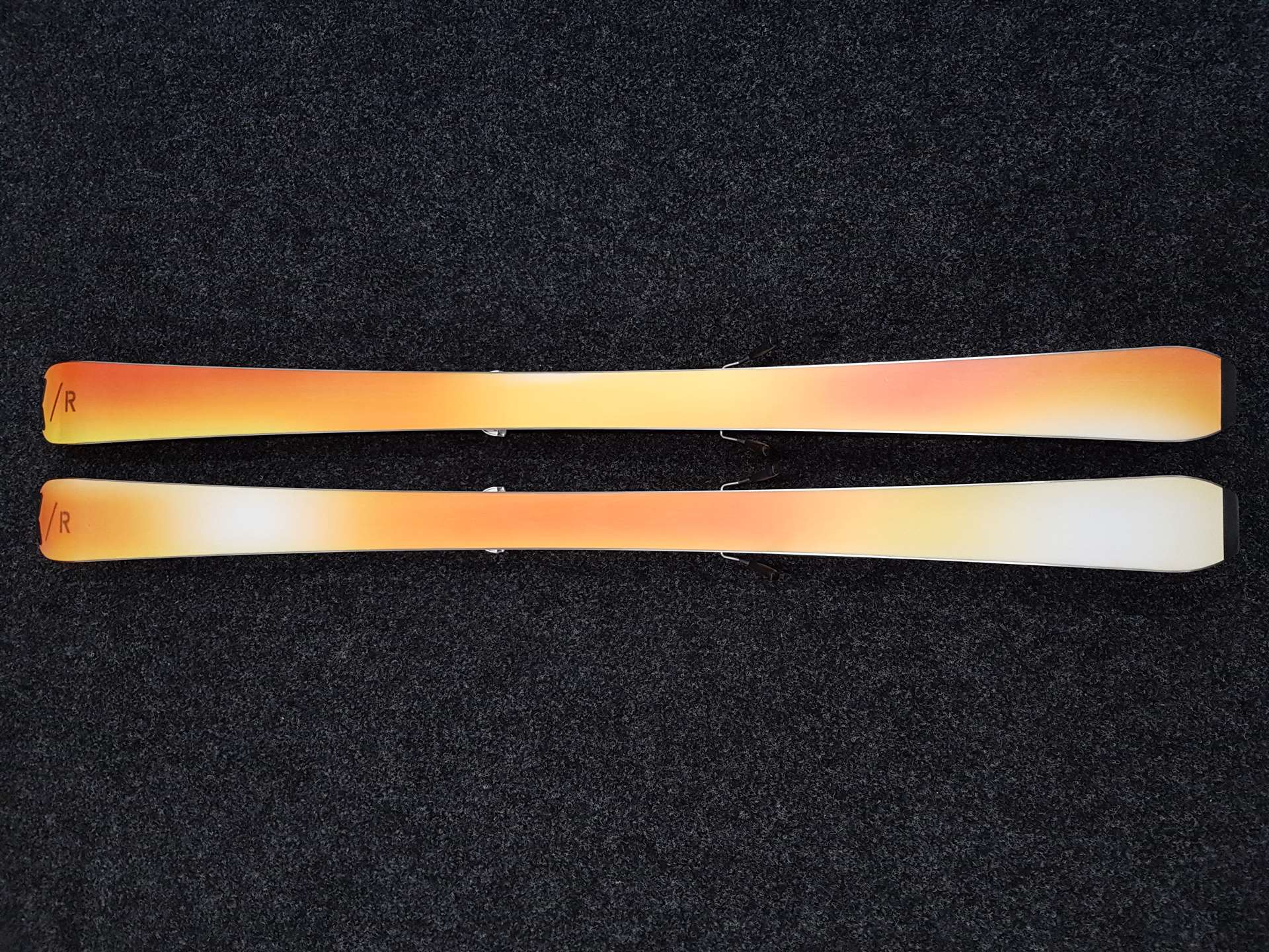 Použité lyže SPORTEN RDUM 2  + viazanie Tyrolia PR 11