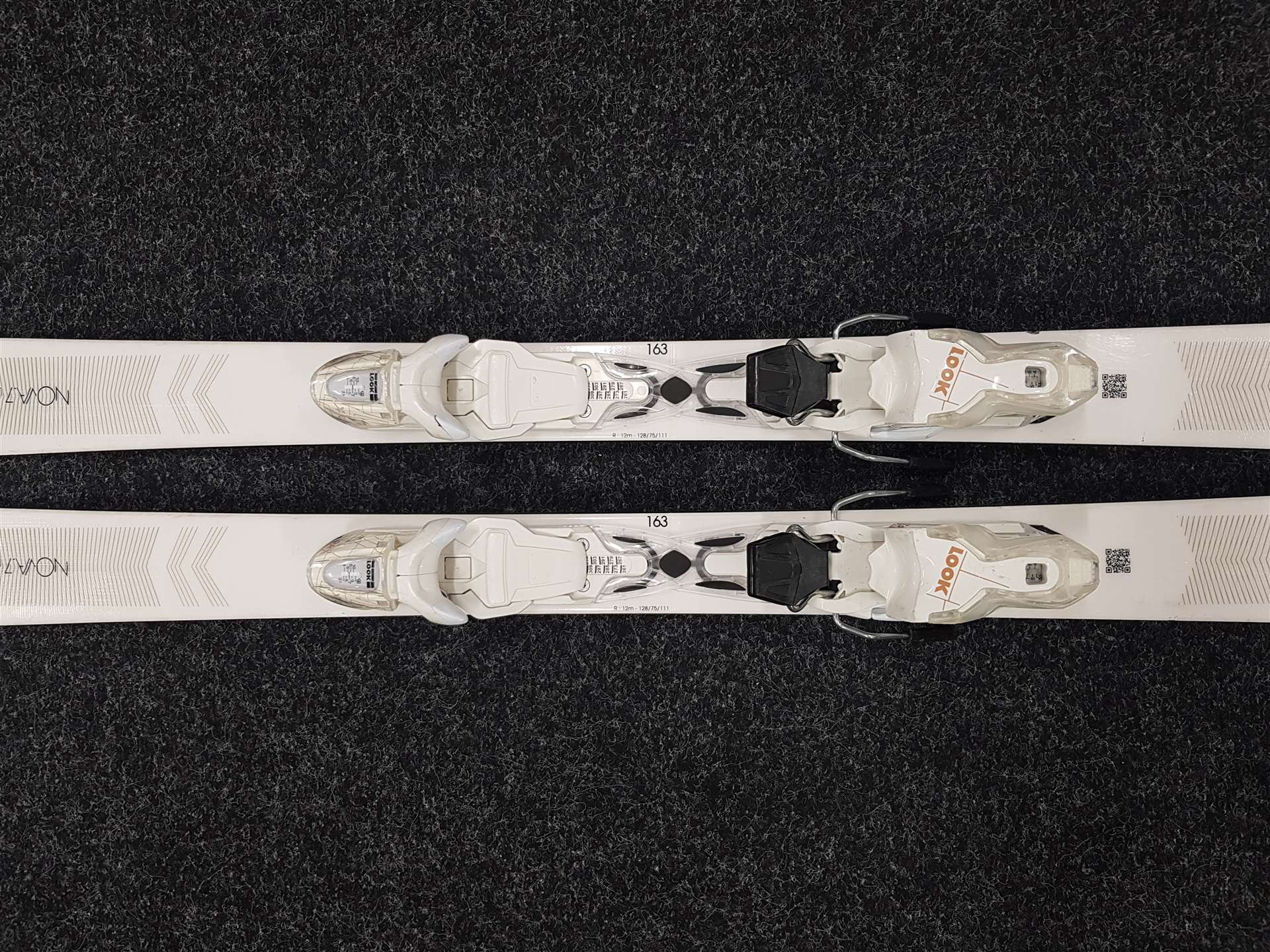 Použité lyže ROSSIGNOL Nova.7 LTD + viazanie Look XPress 11