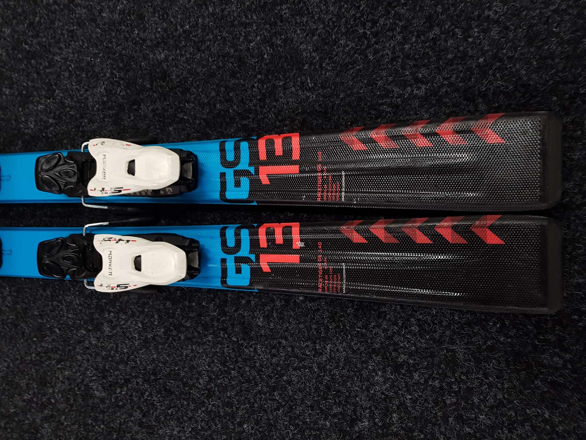 Použité lyže VOLKL Racetiger GS 13 + viazanie Marker 4,5