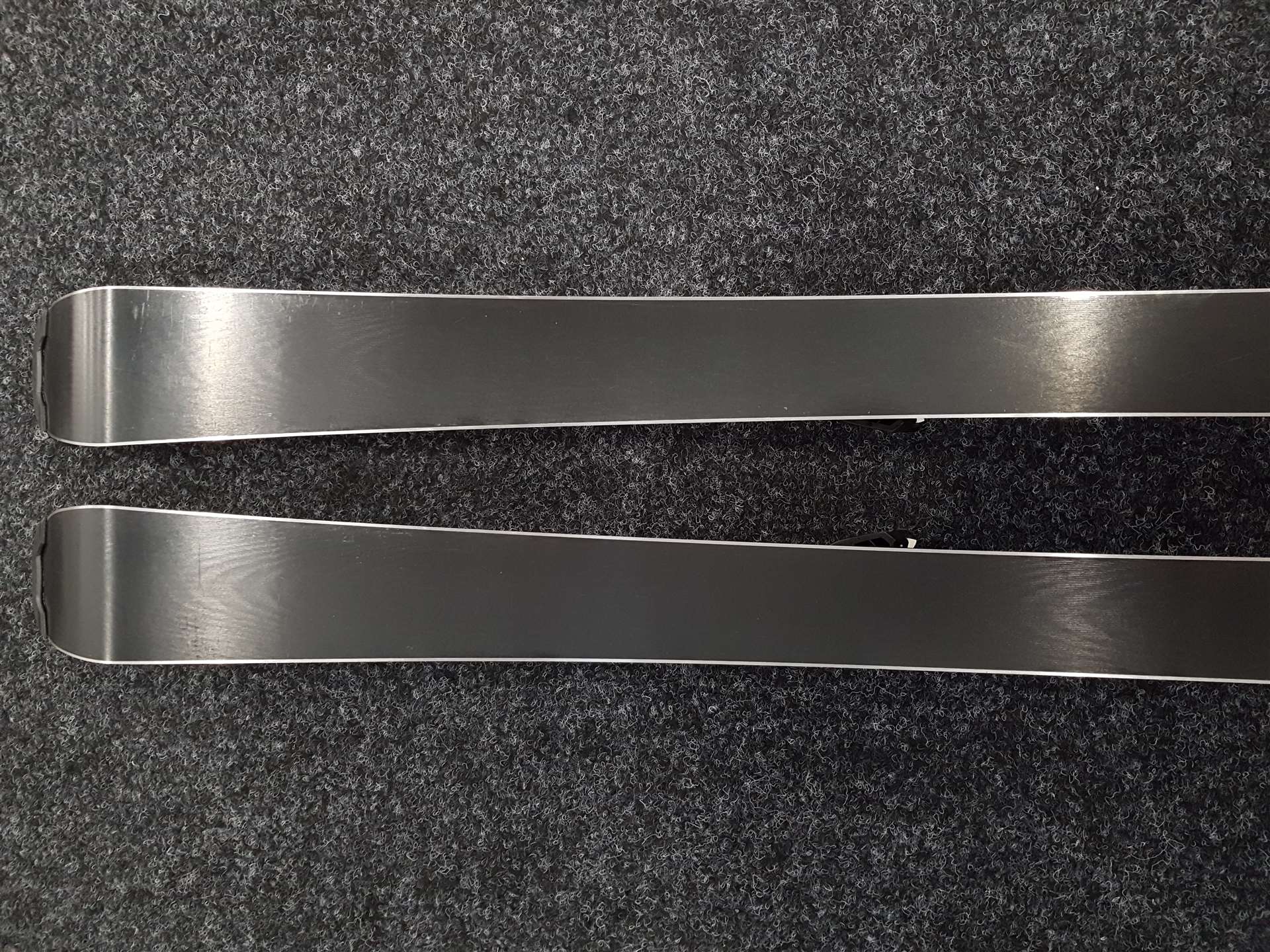 Použité lyže McKinley Pulse + viazanie McKinley JW 5.5