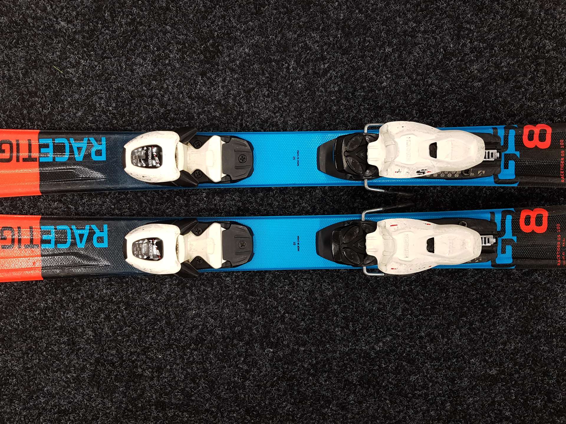 Použité lyže VOLKL Racetiger +  viazanie Marker 4.5