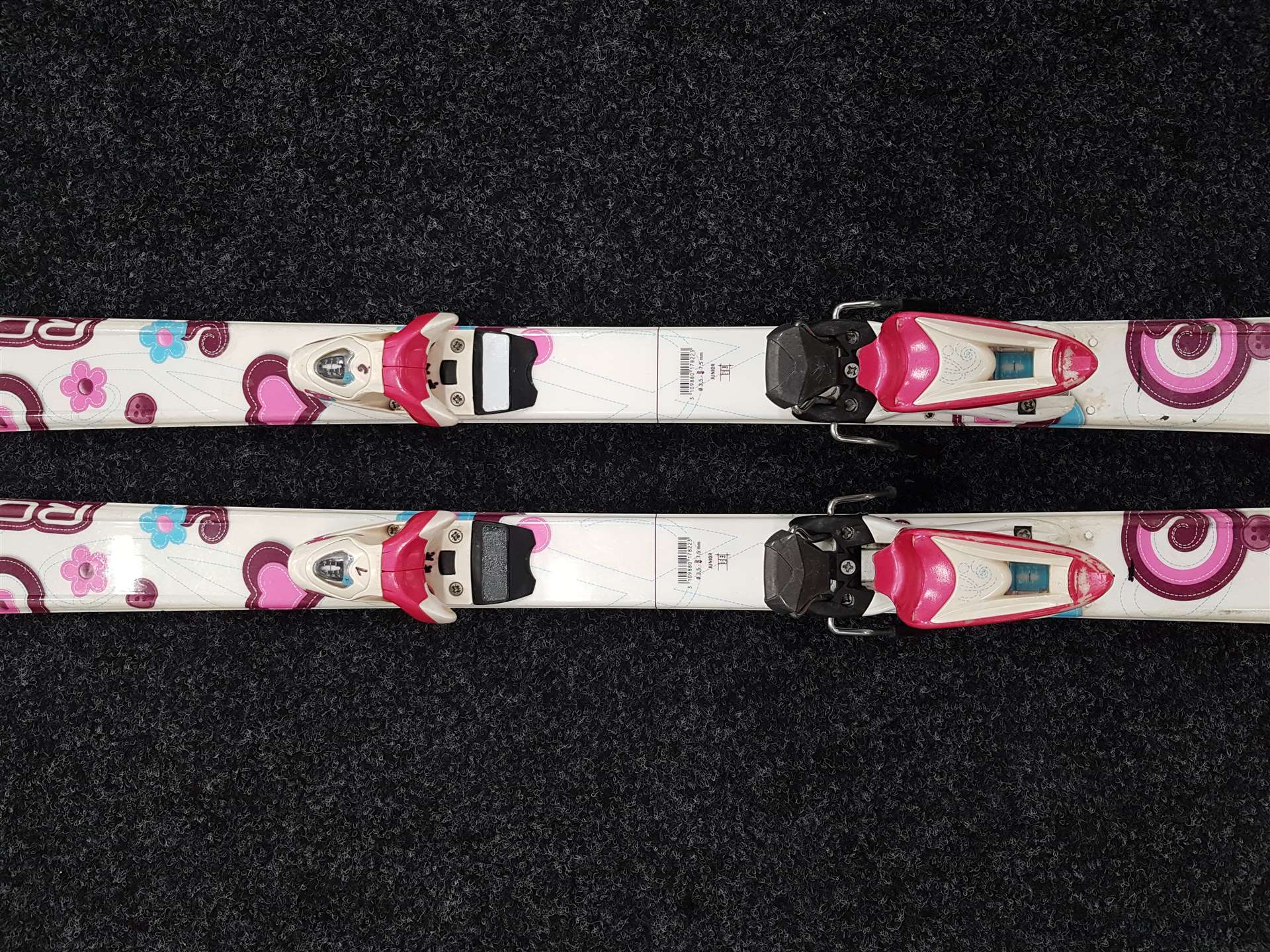 Použité lyže ROSSIGNOL Lolita + viazanie Rossignol 7
