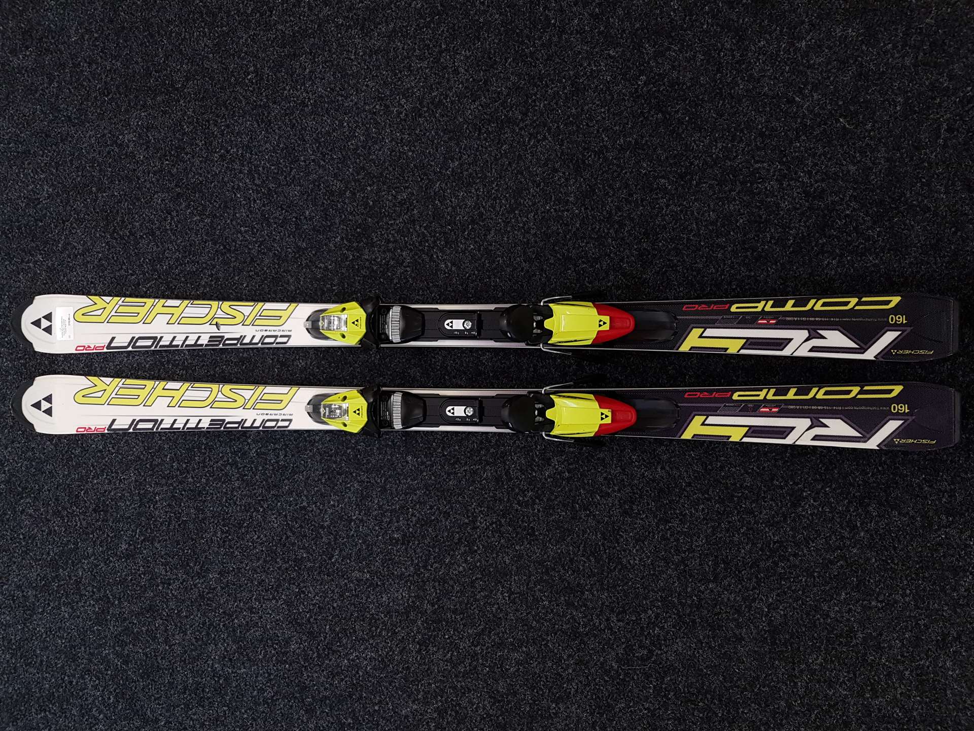 Použité lyže FISCHER RC4 Comp Pro + viazanie Fischer RC4 11.0