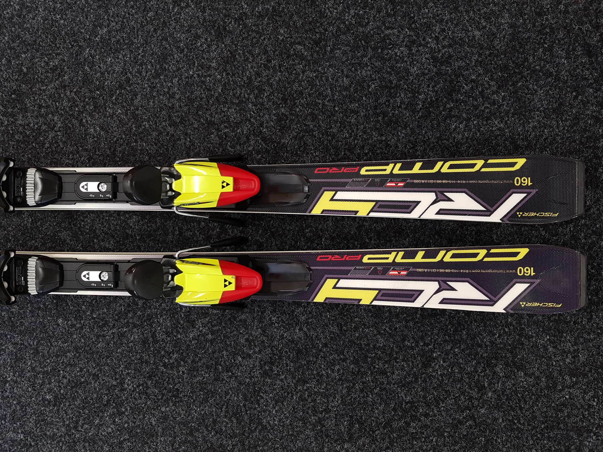 Použité lyže FISCHER RC4 Comp Pro + viazanie Fischer RC4 11.0