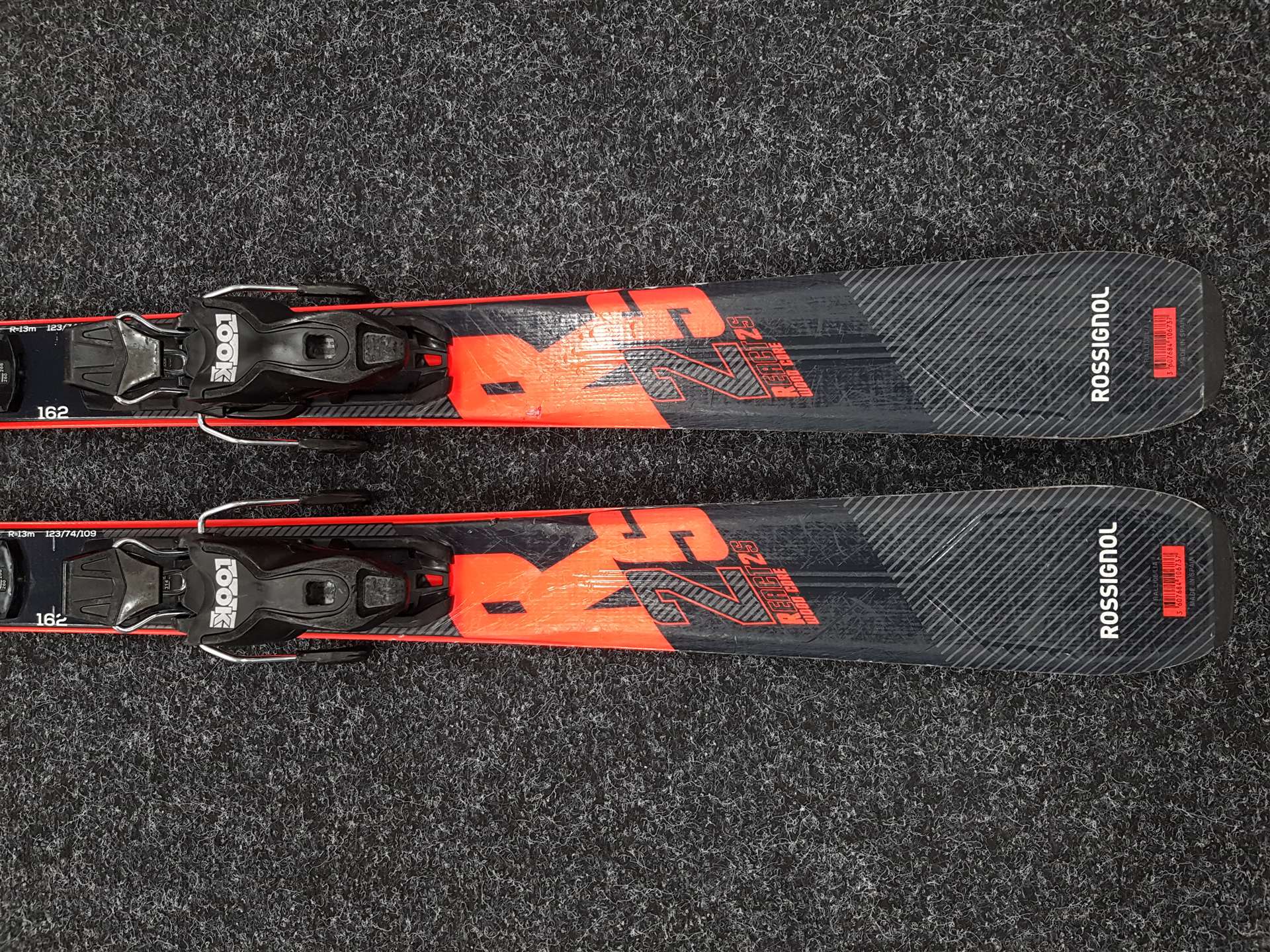 Použité lyže ROSSIGNOL React 2S + viazanie Look Xpress 10
