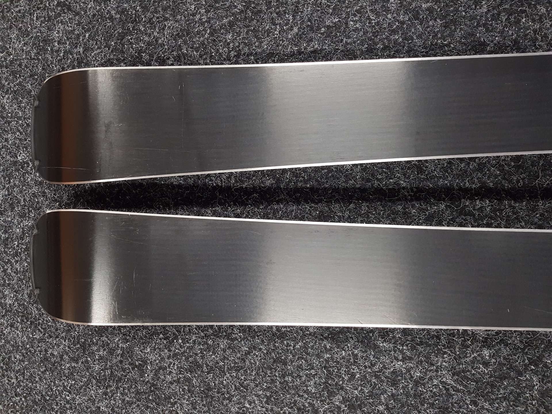 Použité lyže ARTIS 2 + viazanie Tyrolia 11