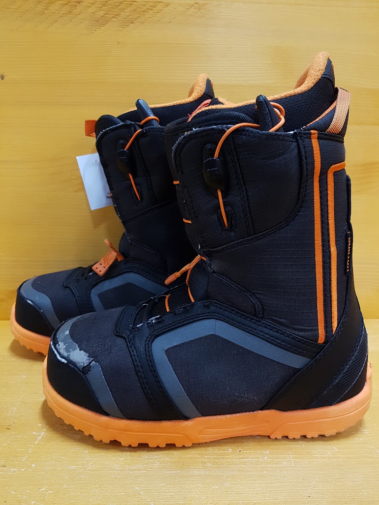 Použité snowboardové topánky Burton Ambush Smalls