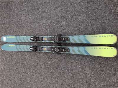 Použité lyže freestyle ELAN SLINGSHOT