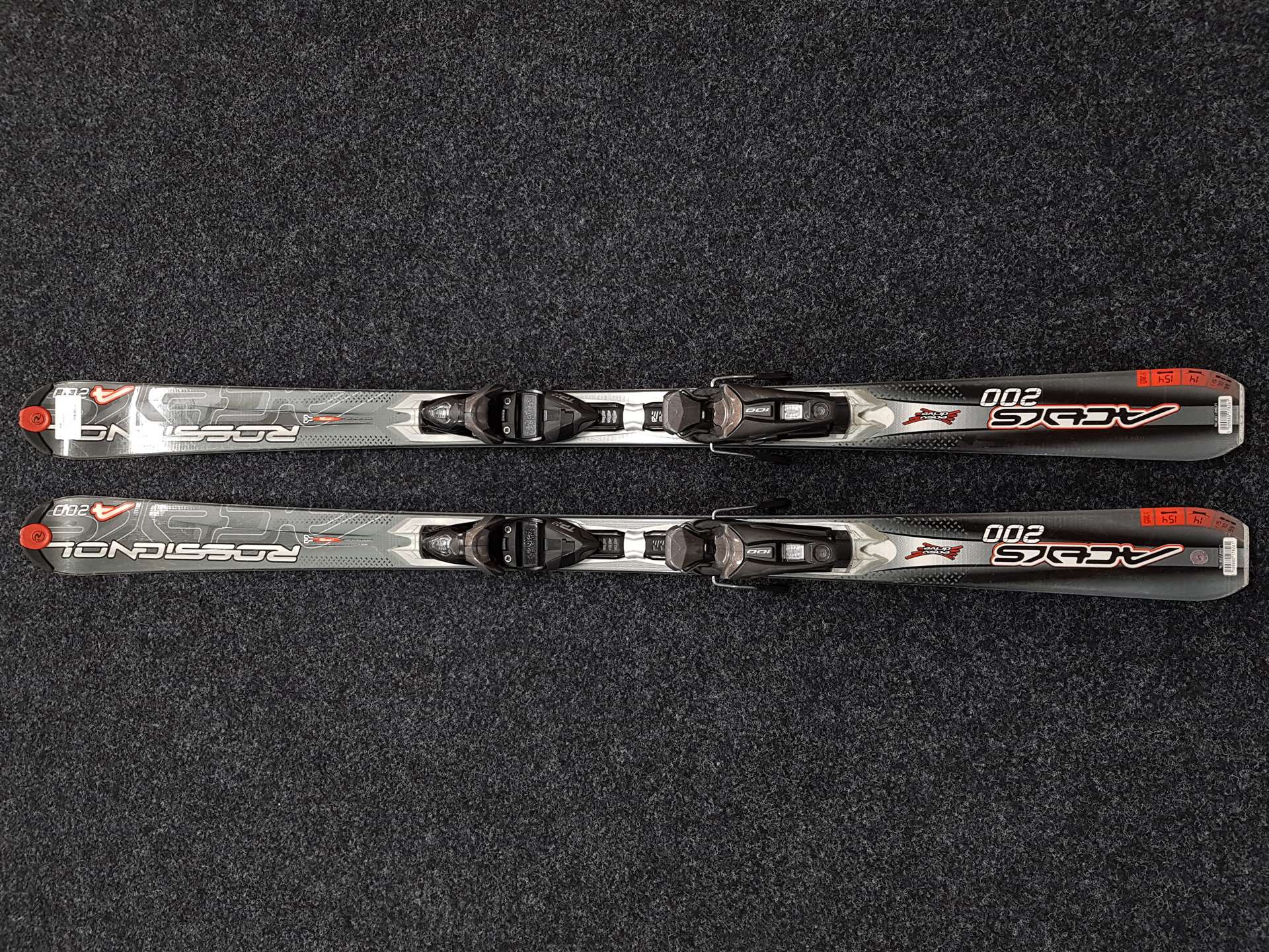 Použité lyže ROSSIGNOL Acts 200 + viazanie Rossignol 10