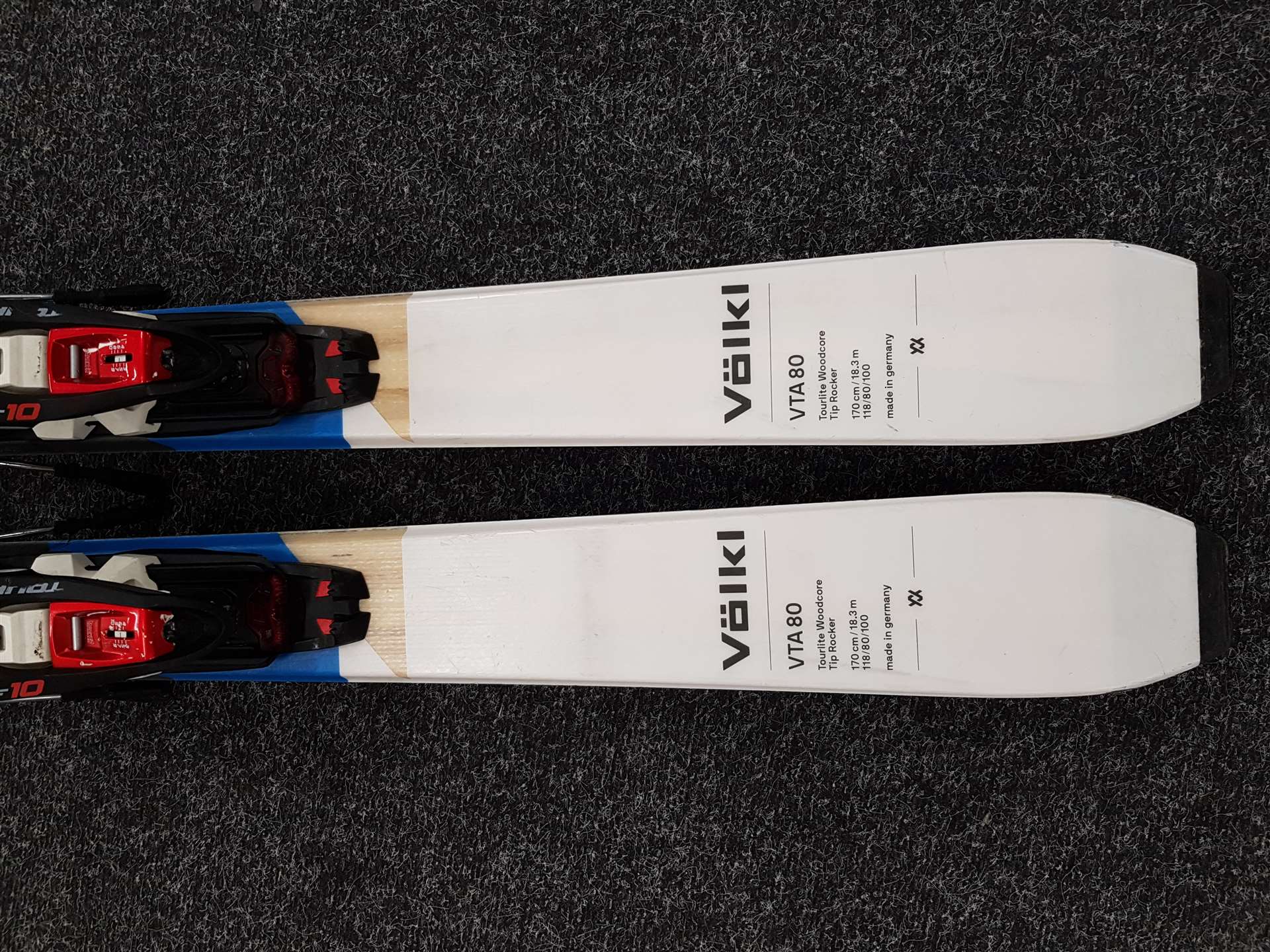 Použité skialpové lyže VOLKL VTA 80 + MARKER F10 TOUR + Použité pásy