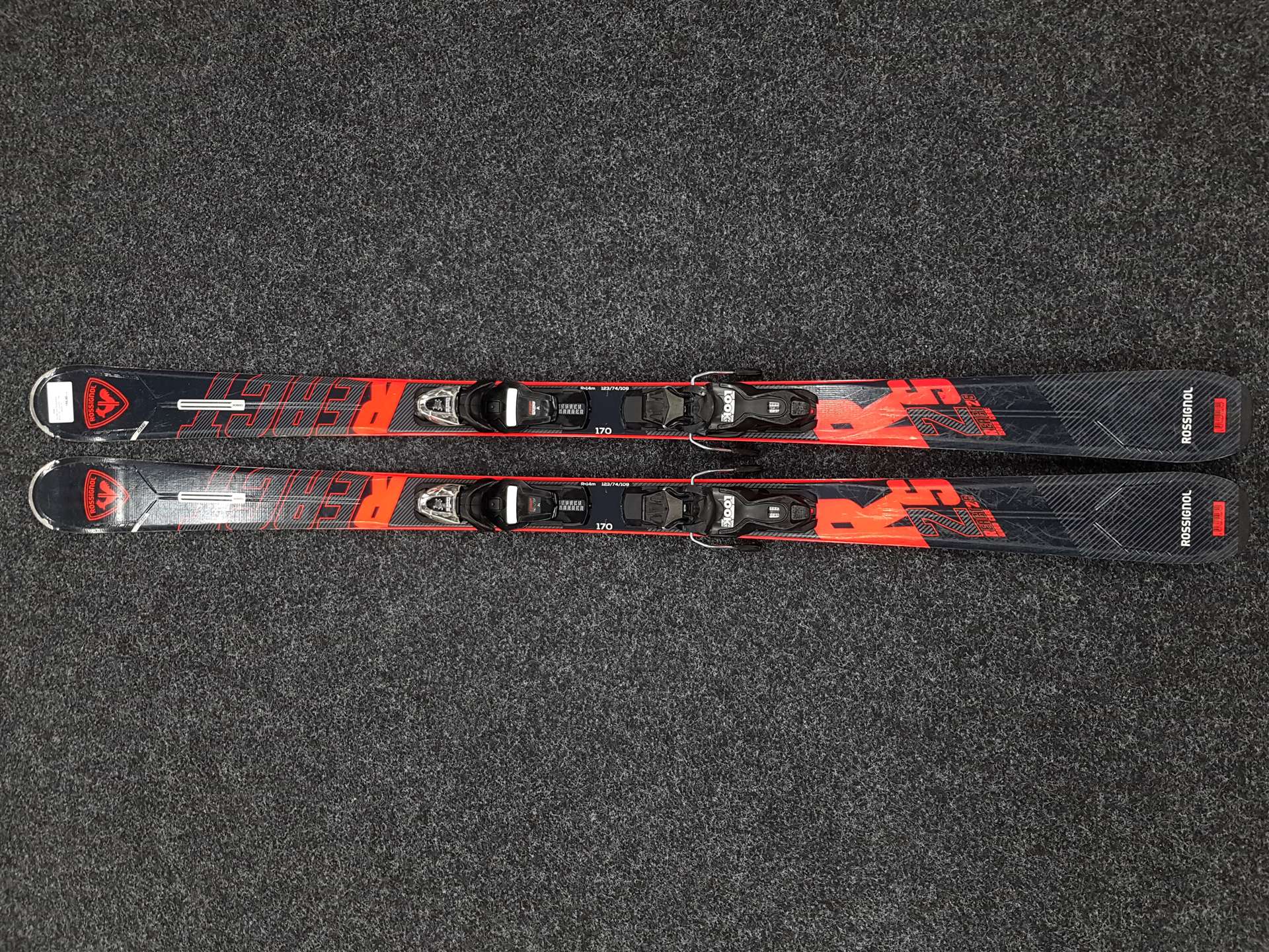 Použité lyže ROSSIGNOL React 2S + viazanie Look Xpress 10