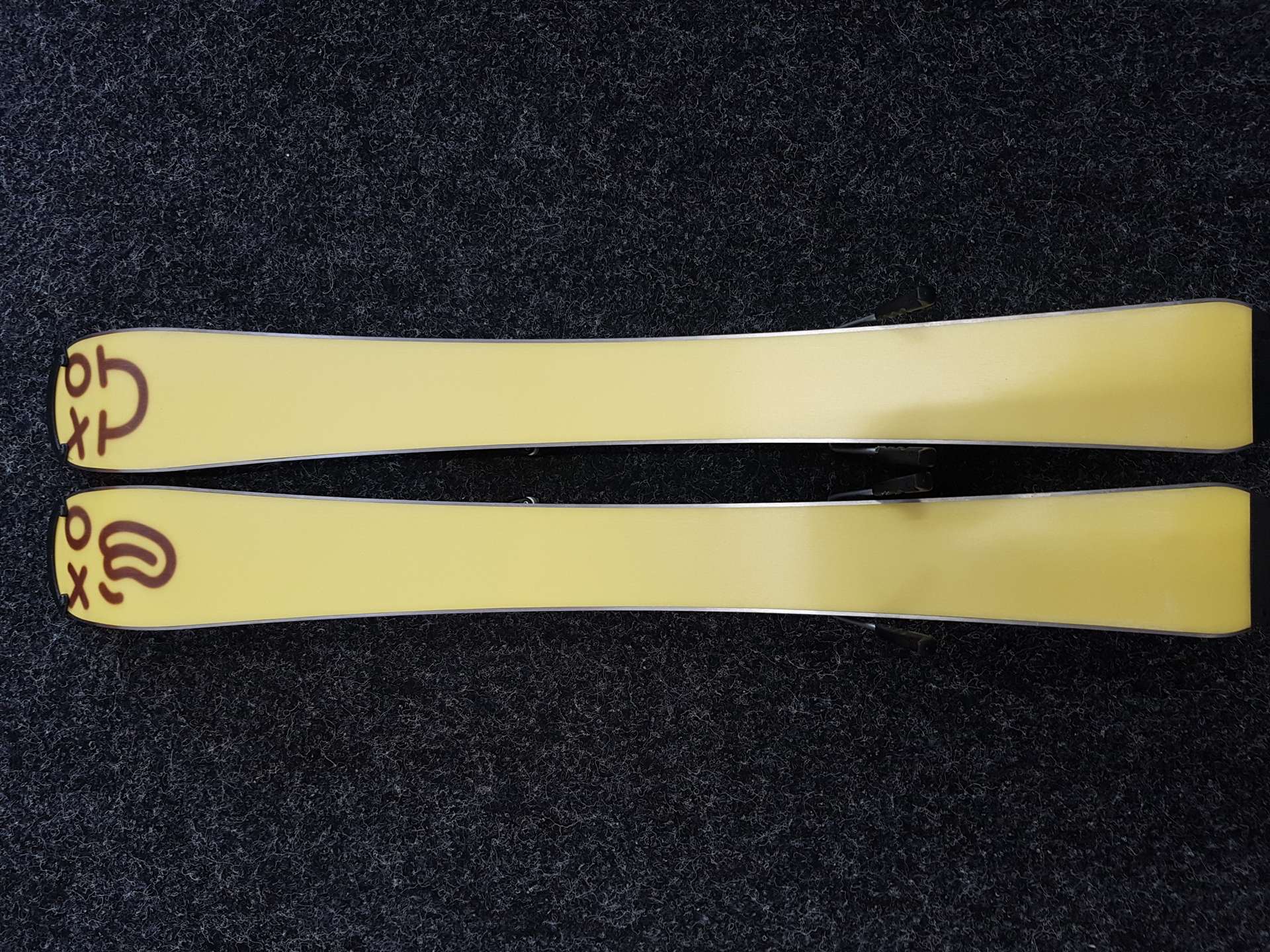 Použité detské lyže SPORTEN XOXO + viazanie Tyrolia SLR 4.5