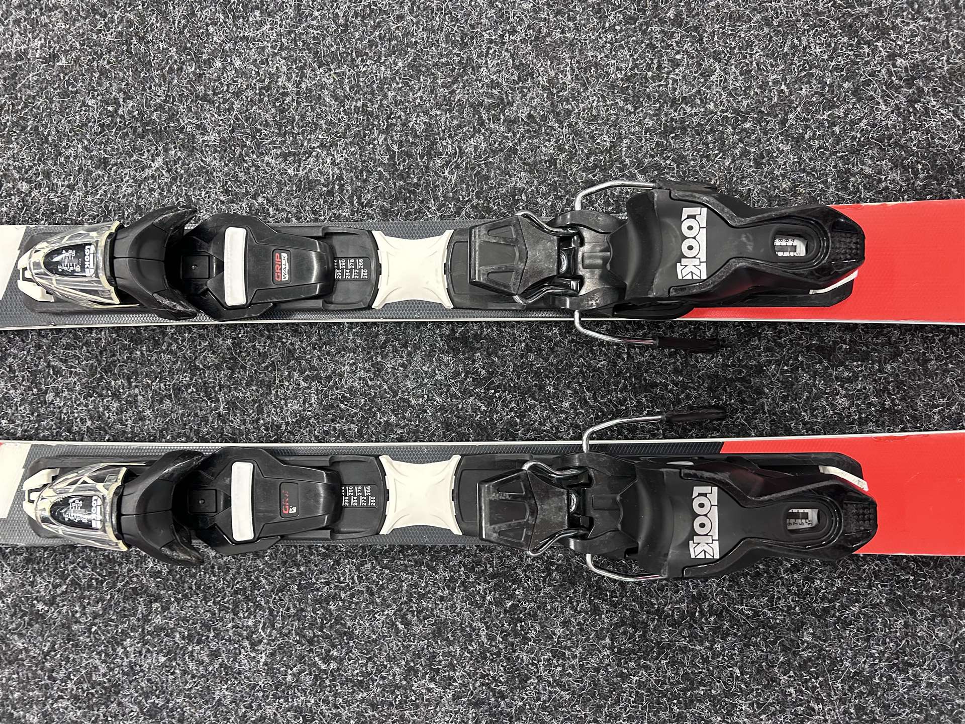 Bazaar-Ski ROSSIGNOL Hero Titanium Elite ST