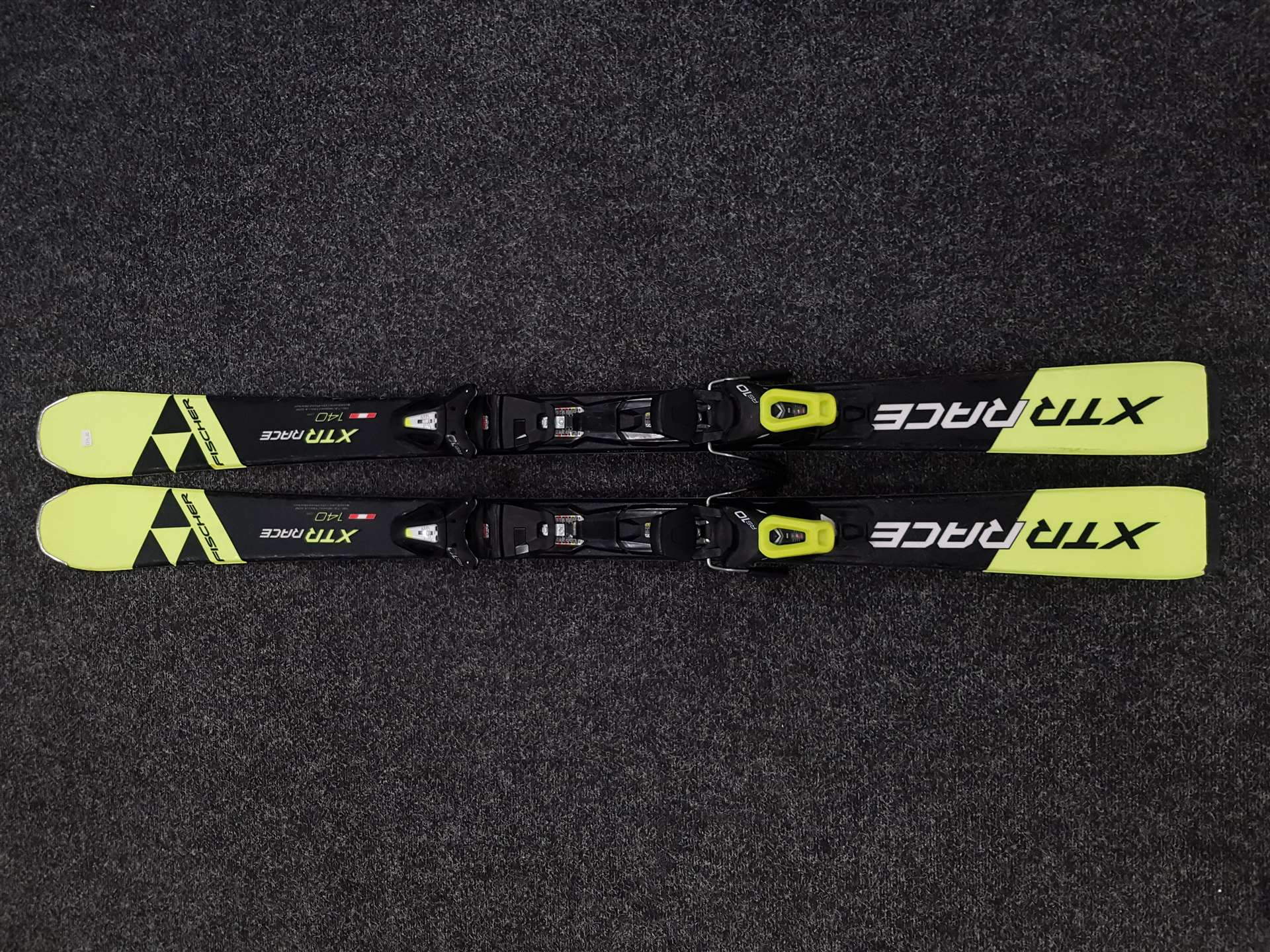 Bazárové lyže Fischer XTR Race