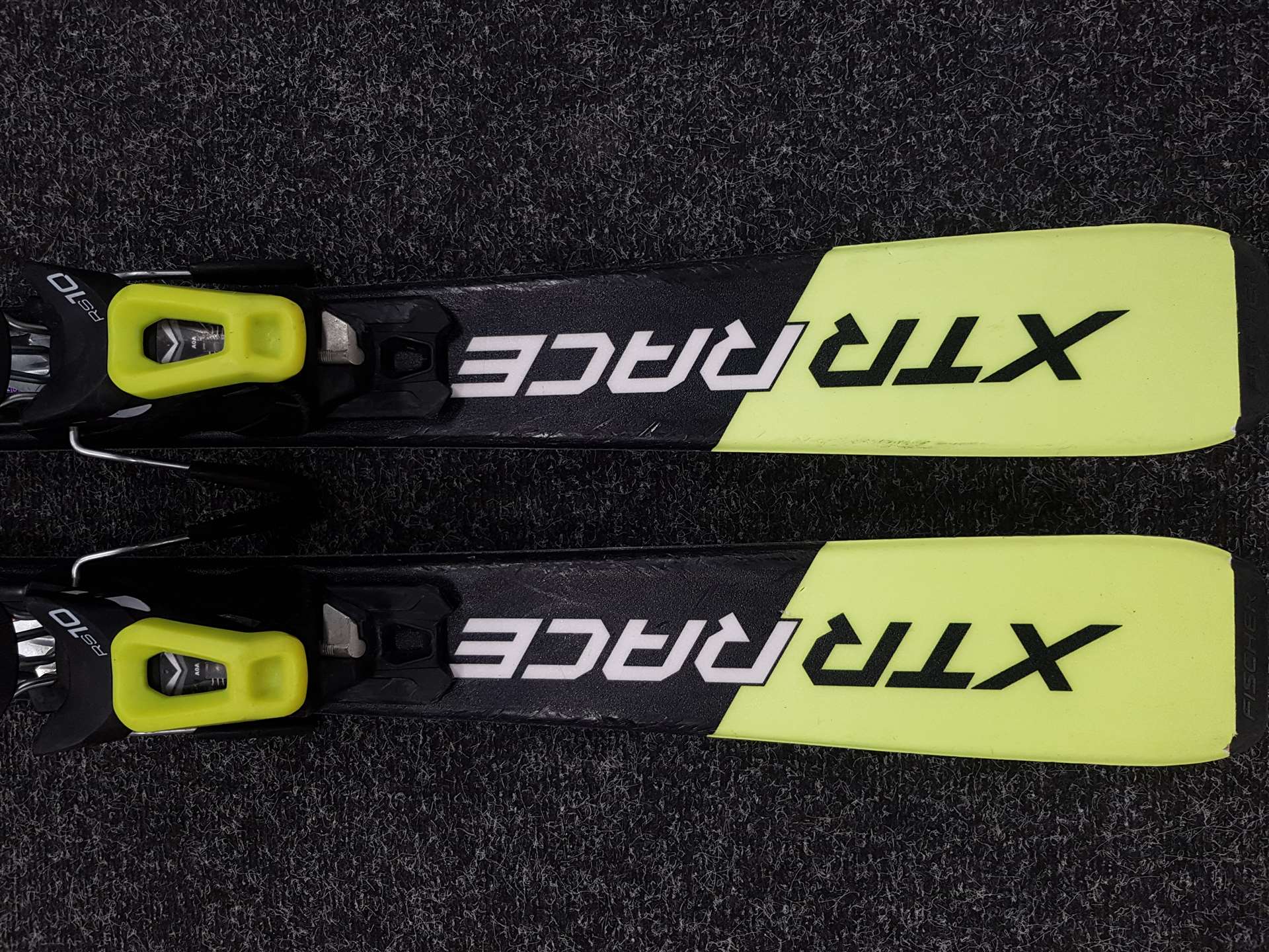 Bazárové lyže Fischer XTR Race