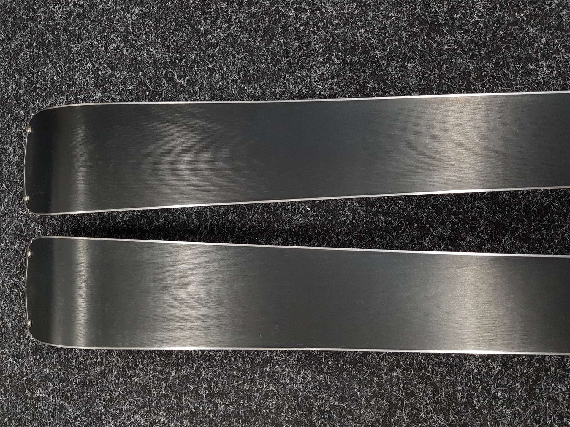 Použité lyže FISCHER The Curv + viazanie Fischer RS 11