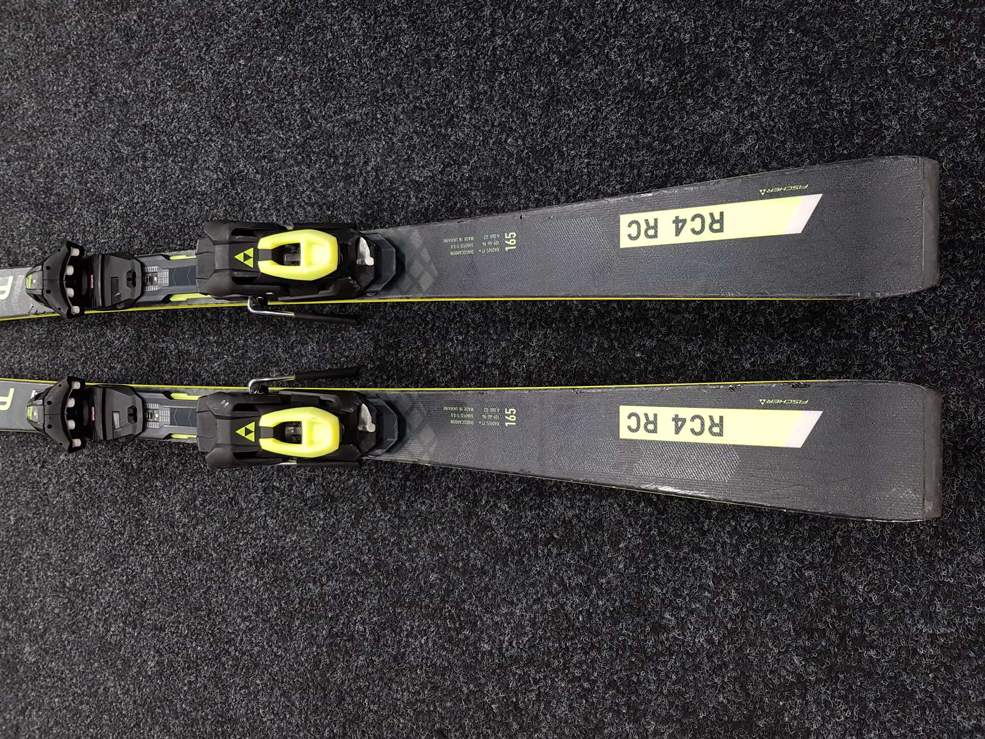 Použité lyže FISCHER RC 4 RC + viazanie Fischer Z12