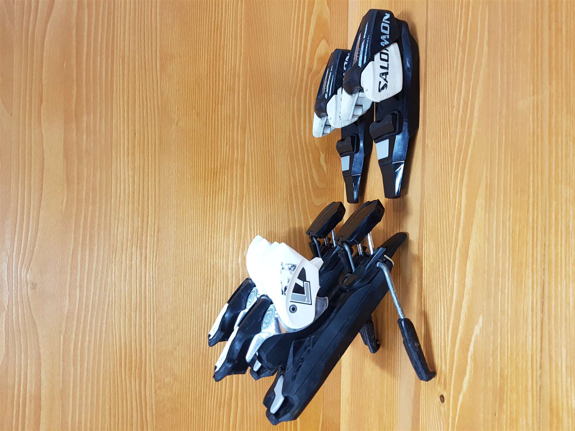 Použité viazanie Salomon  L 7 (7,5 DIN)