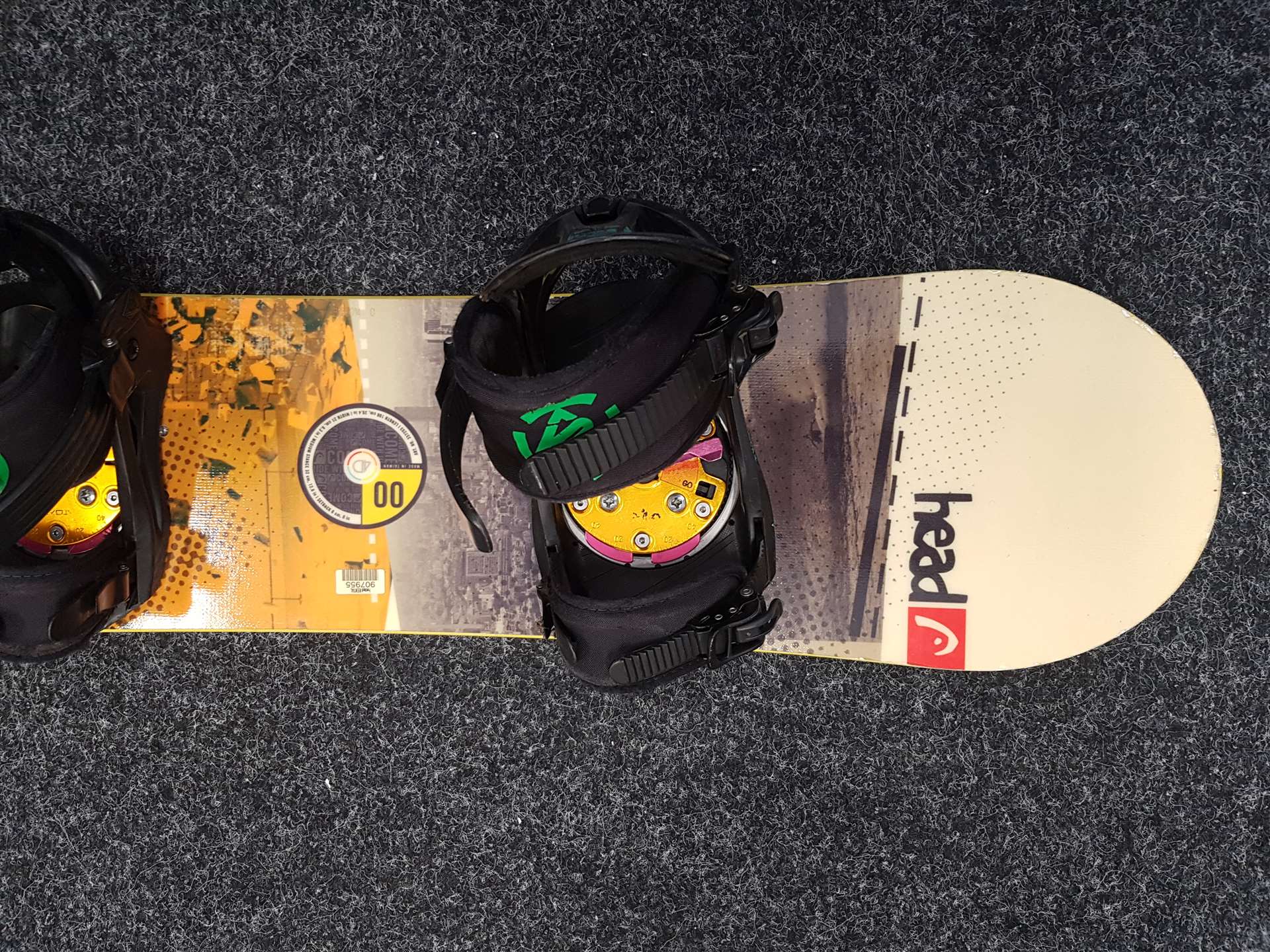 Gebrauchtes Head Snowboard + K2 Bindungen Größe XS