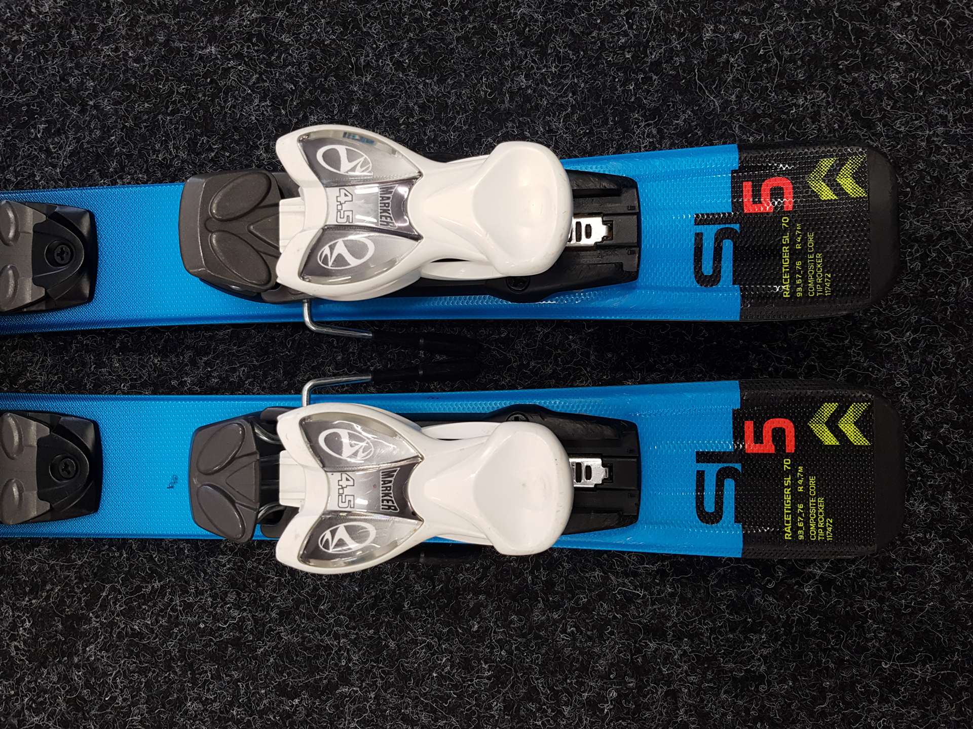 Použité detské lyže VOLKL Racetiger SL + viazanie Marker 4.5