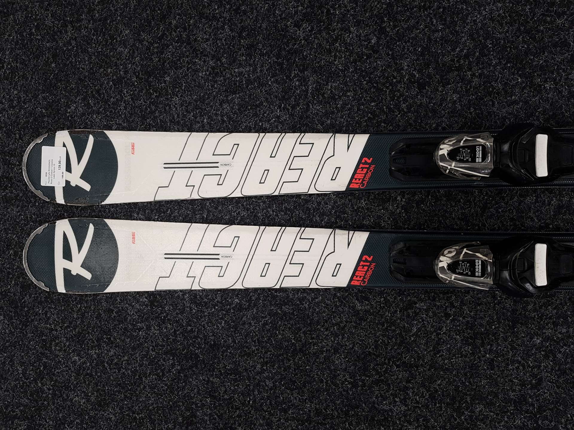 Použité lyže ROSSIGNOL React 2 Carbon + viazanie Look Xpress 10