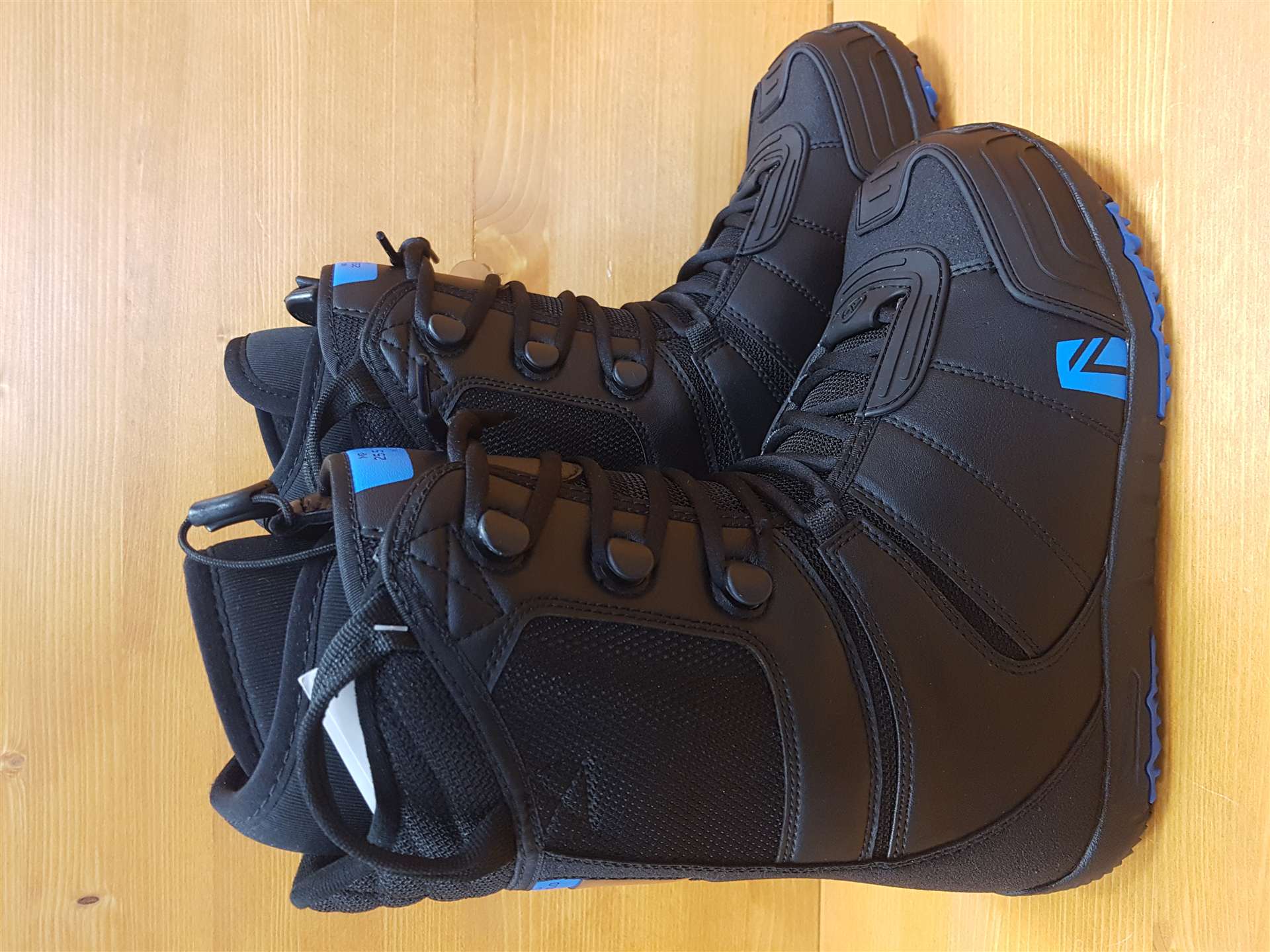Použité snowboardové topánky NIEDECKER