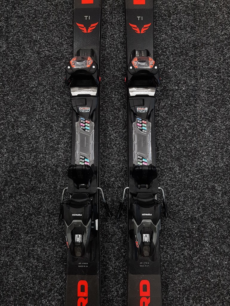 Použité lyže  Blizzard Firebird TI
