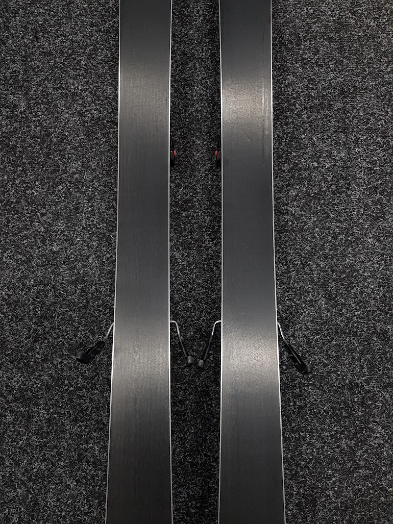 Použité lyže  Blizzard Firebird TI