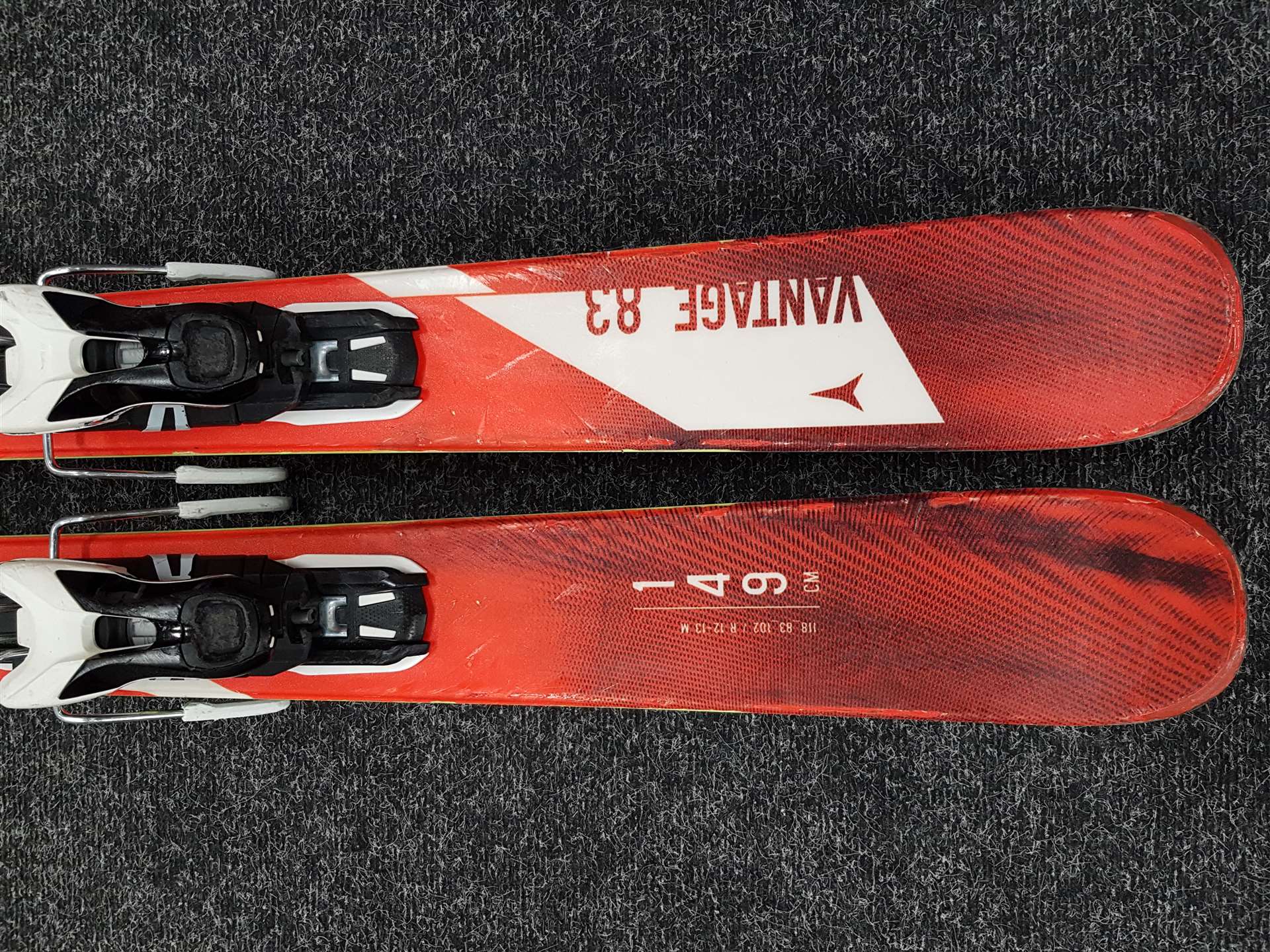 Použité lyže freestyle Atomic Vantage 83