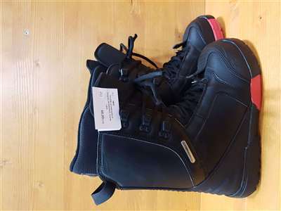 Použité snowboardové topánky ROSSIGNOL Excite Lace