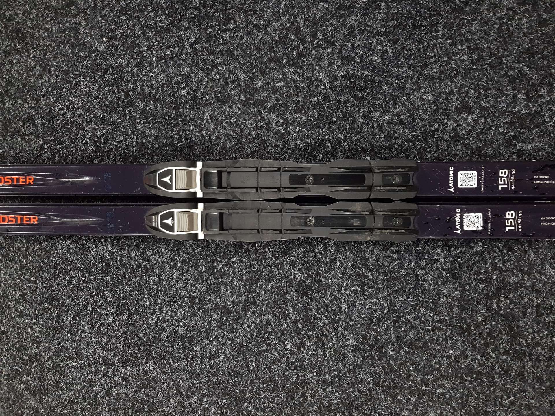 Použité bežecké lyže Atomic Redster S5 + NNN viazanie Atomic
