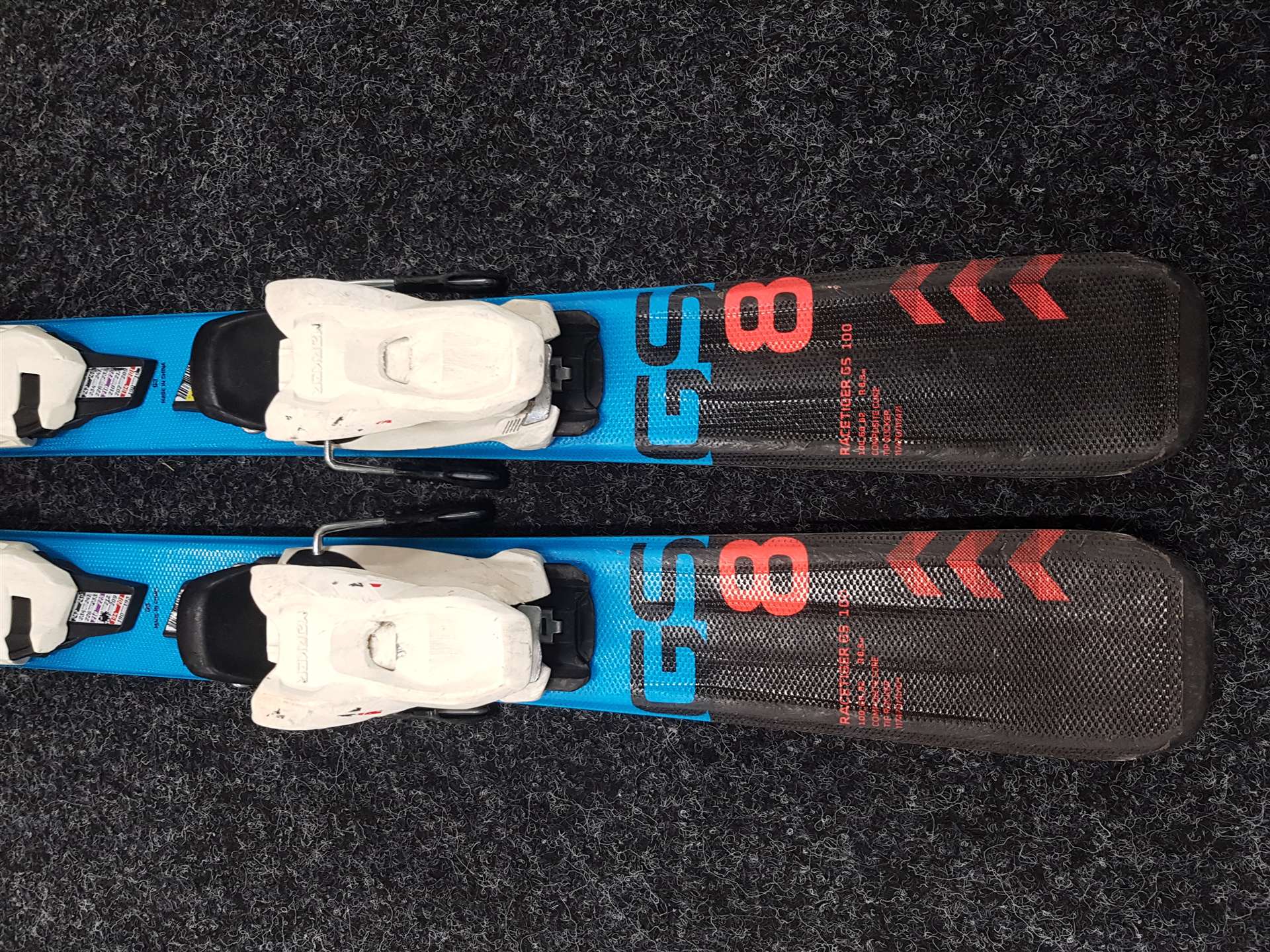 Použité detské lyže VOLKL Racetiger + viazanie Marker 7.0