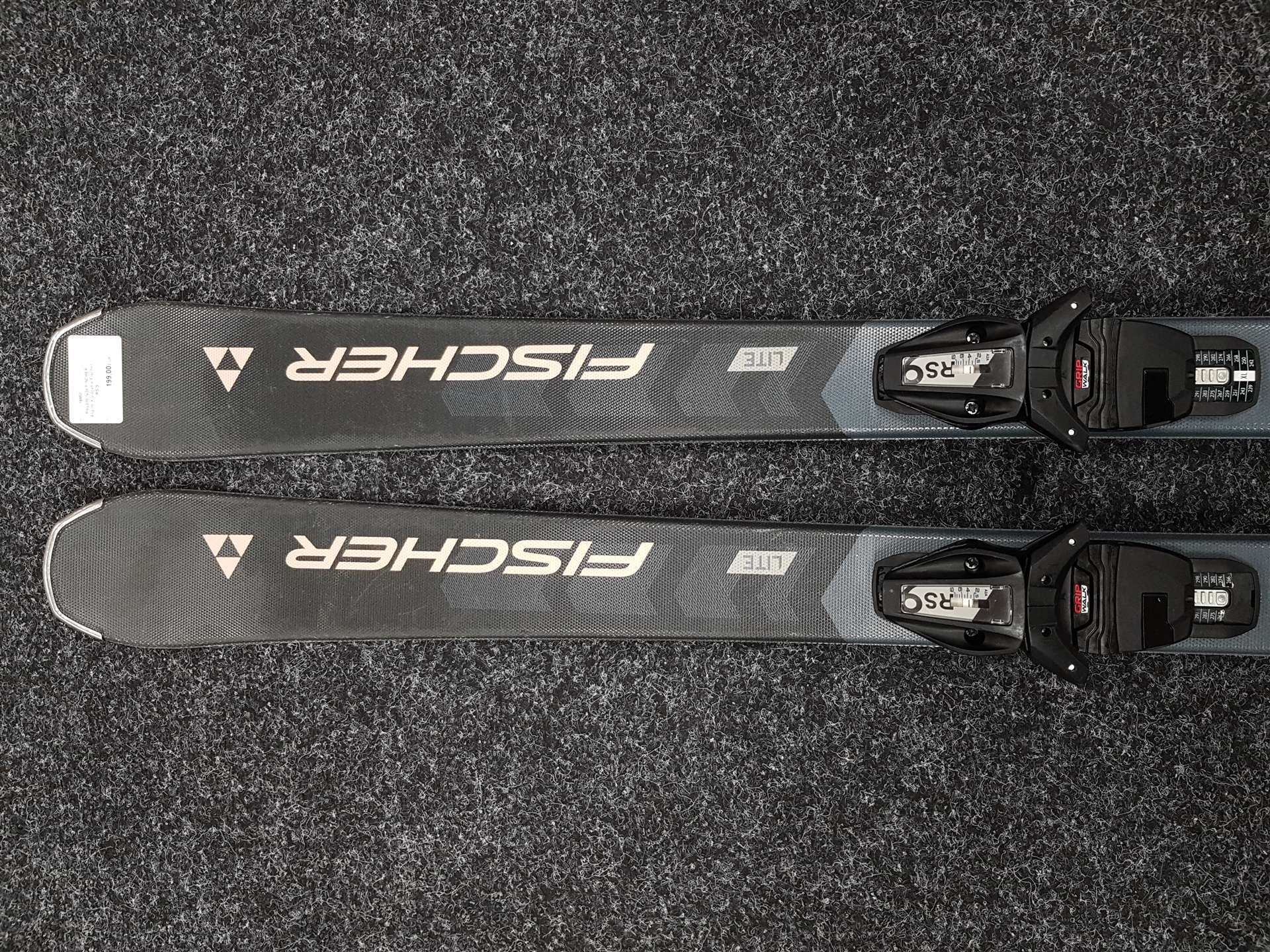 Použité lyže FISCHER Aspire + viazanie Fischer RS 9