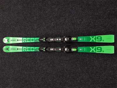 Použité lyže ATOMIC Redster X9s Ti + viazanie Atomic X 12 GW