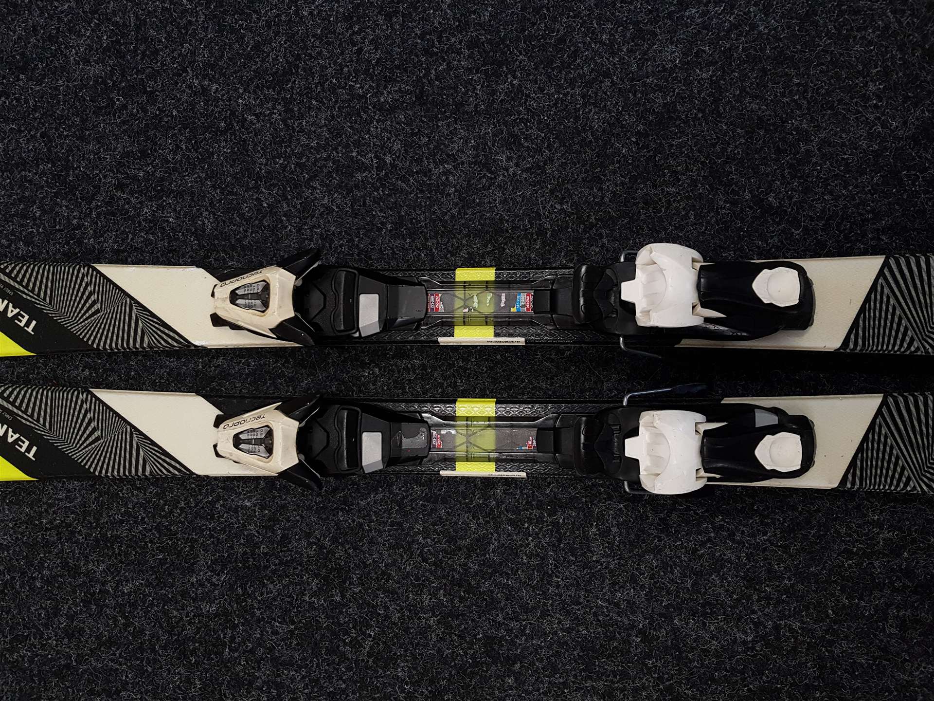 Použité detské lyže TECNOPRO Team 66 + viazanie Tecnopro TC45