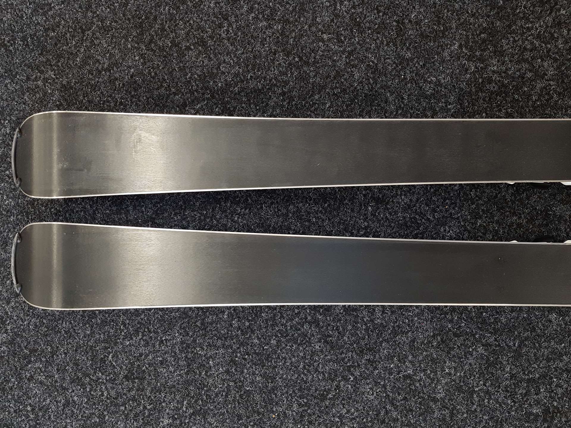 Zánovné lyže SPORTEN Apollo + viazanie Tyrolia 11.0