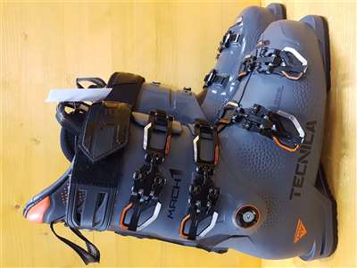Použité lyžiarky Tecnica MACH1 MV 110