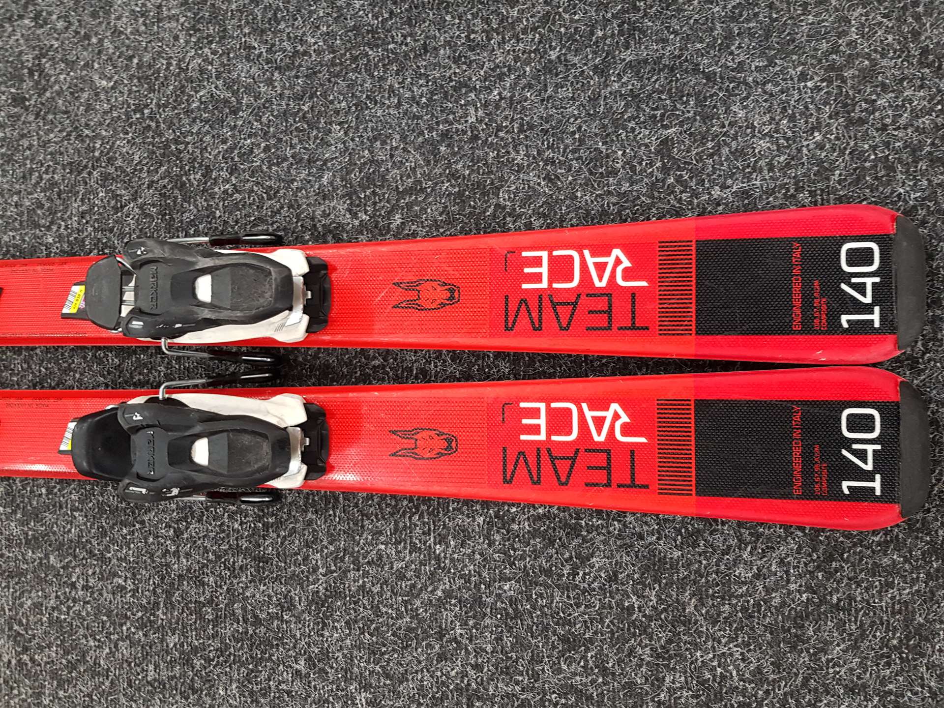 Použité lyže NORDICA TEAM RACE