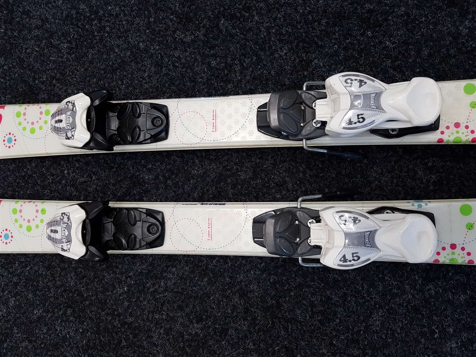 Použité lyže SNOXX  + viazanie Marker 4,5