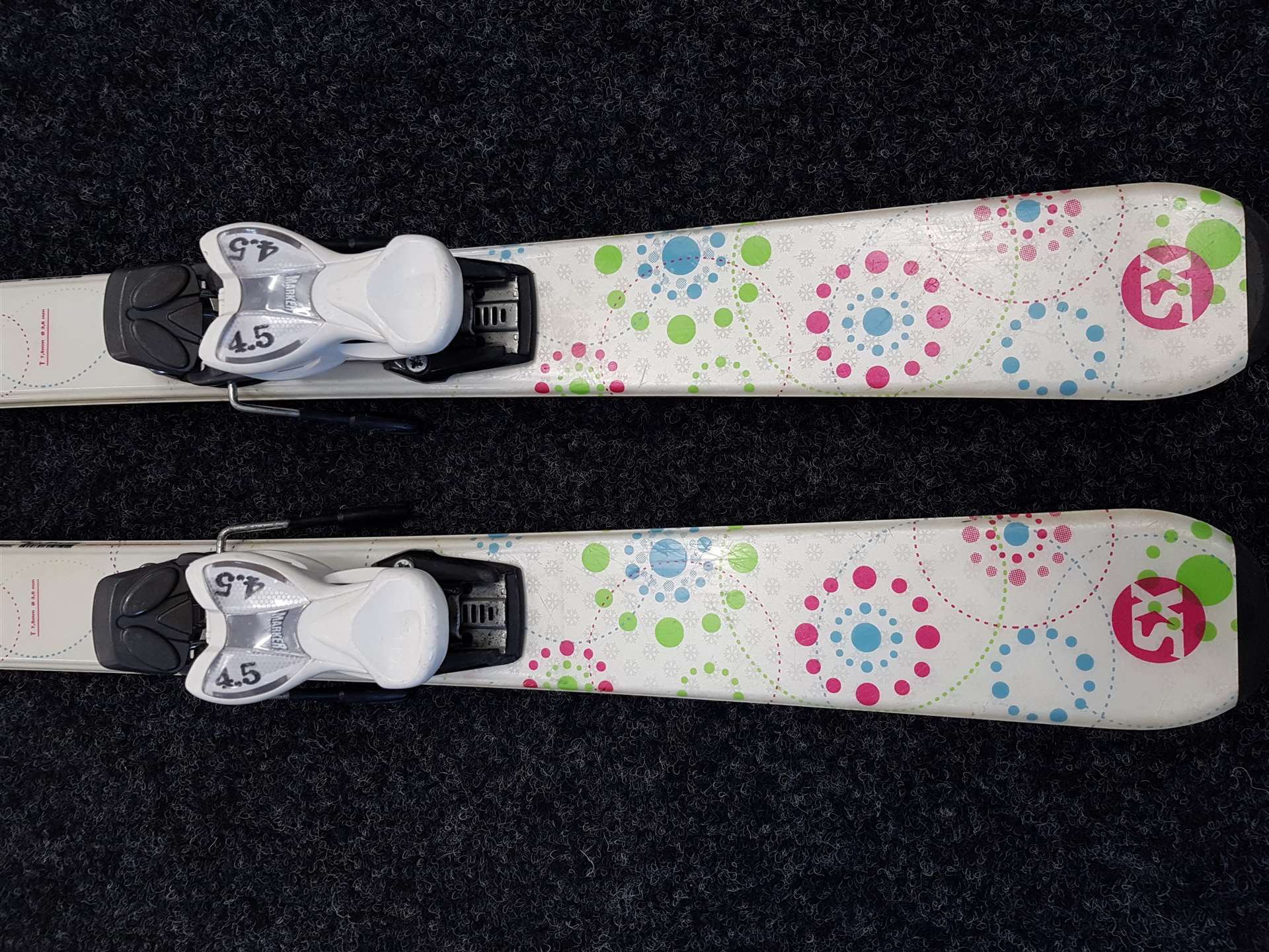 Použité lyže SNOXX  + viazanie Marker 4,5